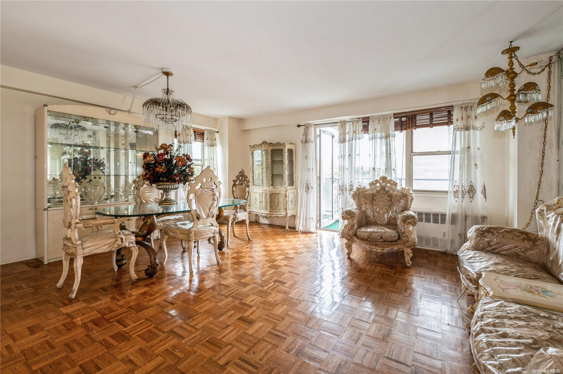 1019 Van Siclen Avenu, 4D, Brooklyn, New York, 11207, United States, 3 Bedrooms Bedrooms, ,2 BathroomsBathrooms,Residential,For Sale,1019 Van Siclen Avenu , 4D,1611699
