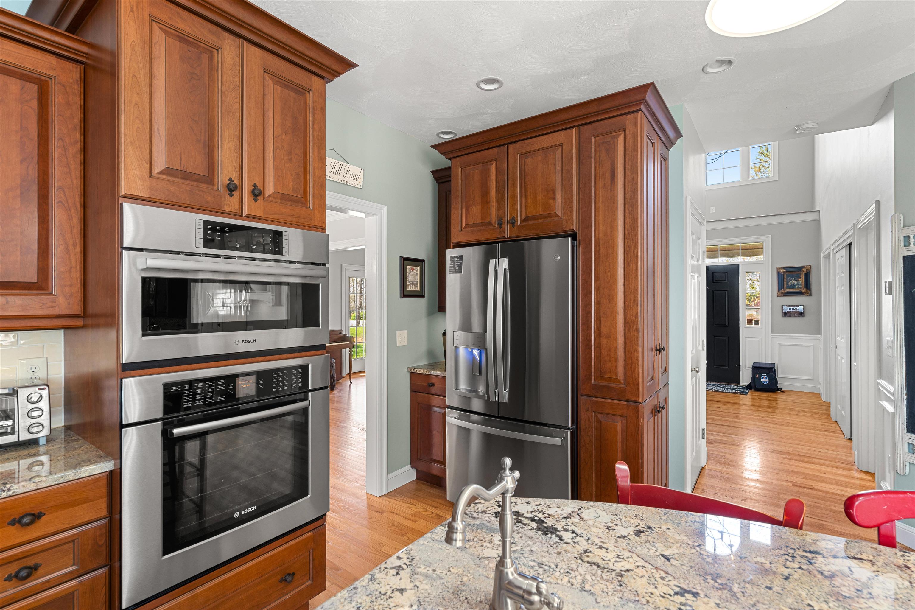 Hollis, New Hampshire, 03049, United States, 4 Bedrooms Bedrooms, ,3 BathroomsBathrooms,Residential,For Sale,1883296