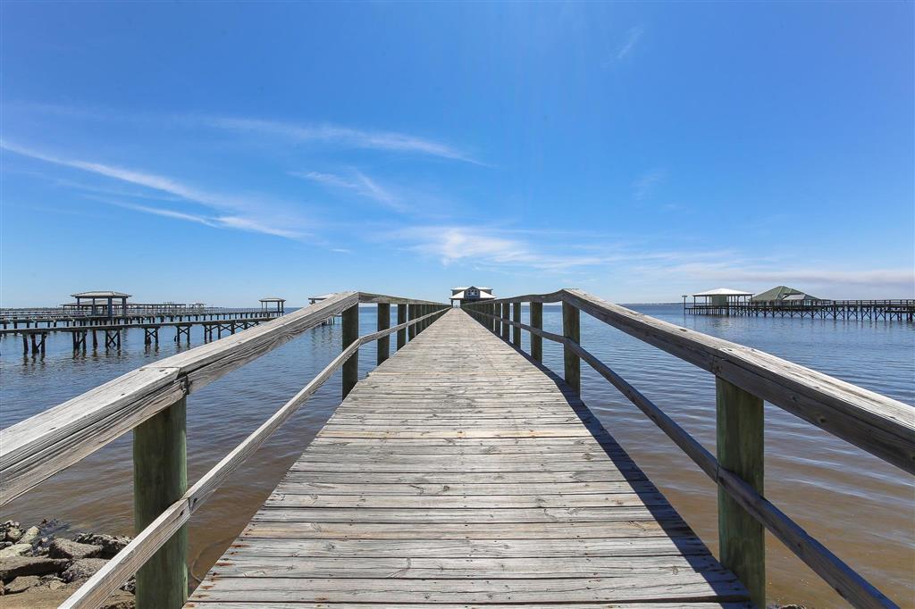 Lake Charles, Louisiana, 70607, United States, 1 Bedroom Bedrooms, ,2 BathroomsBathrooms,Residential,For Sale,2028404