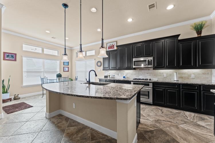 Pearland, Texas, 77089, United States, 4 Bedrooms Bedrooms, ,4 BathroomsBathrooms,Residential,For Sale,1967646