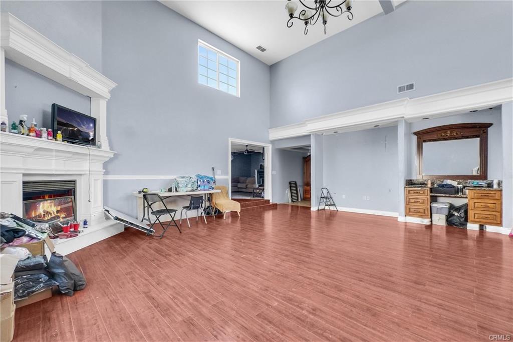 Fontana, California, 92335, United States, 4 Bedrooms Bedrooms, ,3 BathroomsBathrooms,Residential,For Sale,1981339