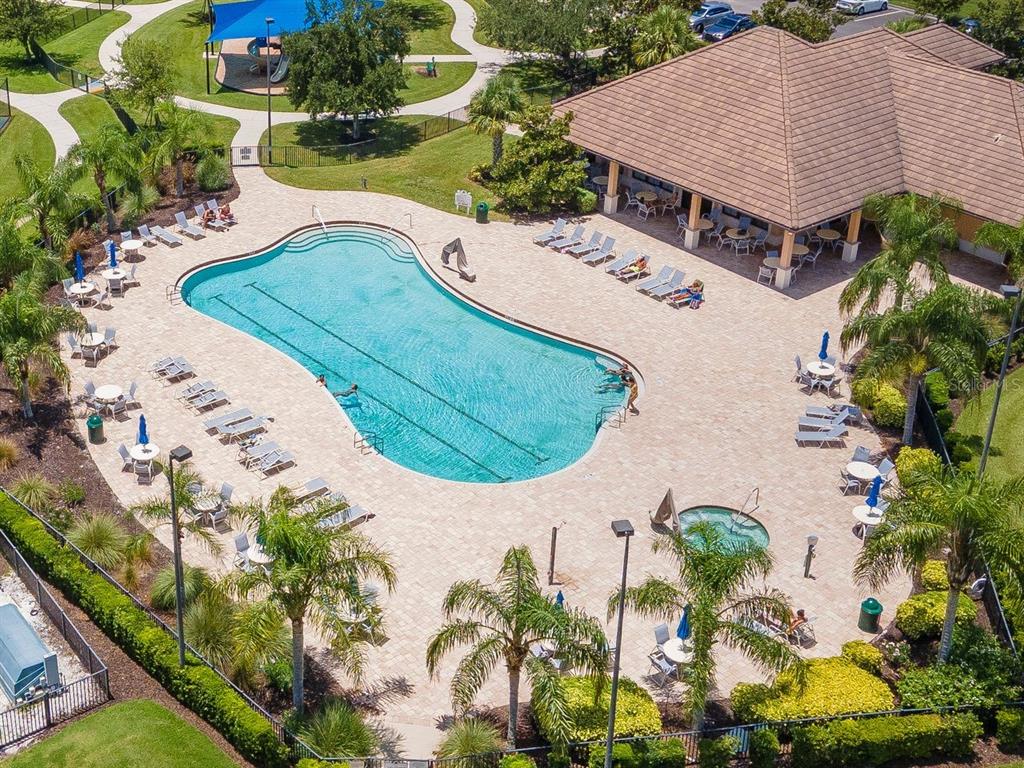 Bradenton, Florida, 34212, United States, 4 Bedrooms Bedrooms, ,4 BathroomsBathrooms,Residential,For Sale,1908693