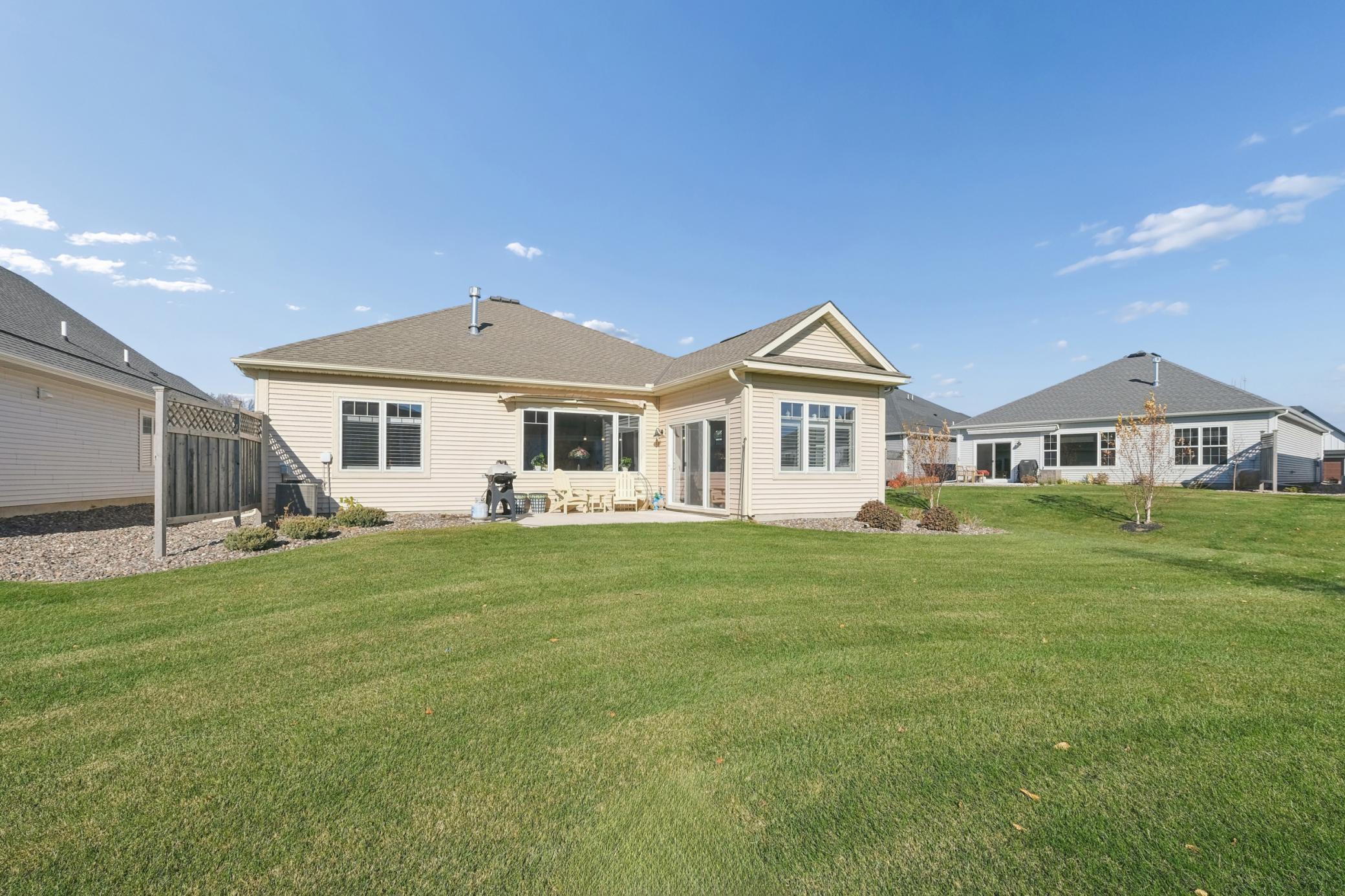 Excelsior, Minnesota, 55331, United States, 2 Bedrooms Bedrooms, ,1 BathroomBathrooms,Residential,For Sale,1988281