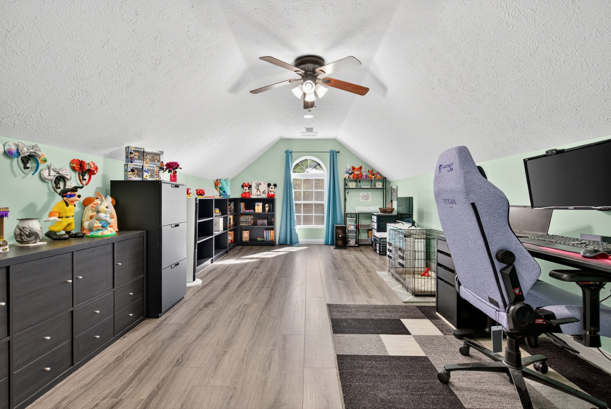 Puryear, Tennessee, 38251, United States, 4 Bedrooms Bedrooms, ,4 BathroomsBathrooms,Residential,For Sale,1981229