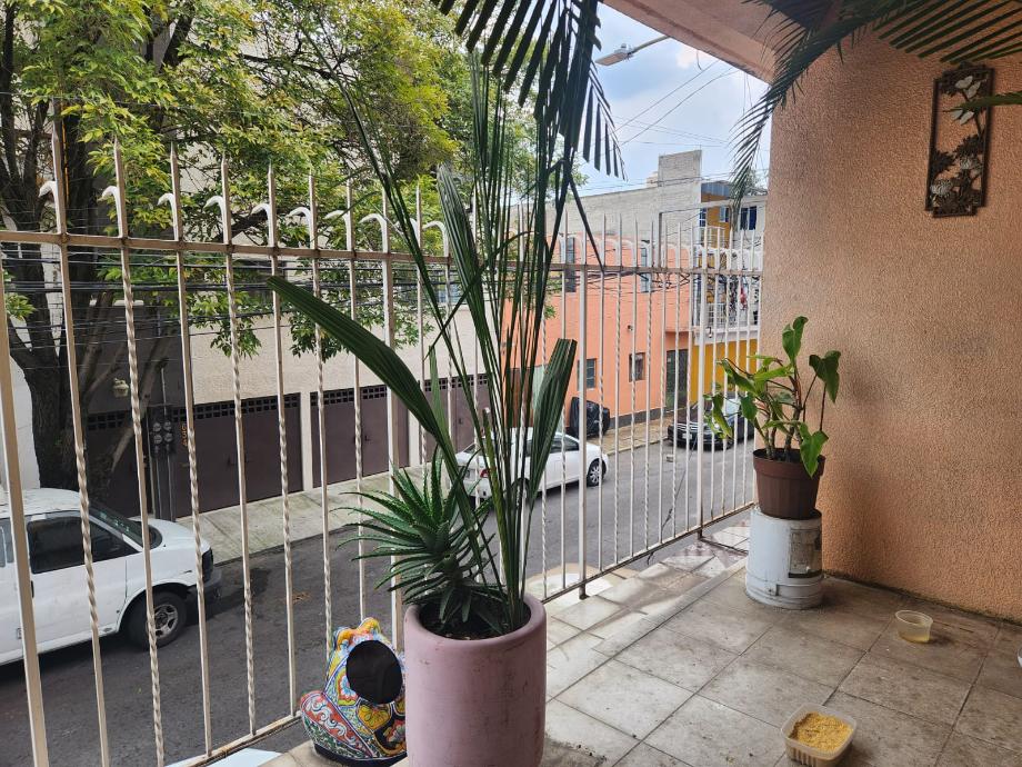 Sur 107, Iztapalapa, Ciudad de México, 09060, Mexico, 4 Bedrooms Bedrooms, ,3 BathroomsBathrooms,Residential,For Sale,Sur 107,1642028