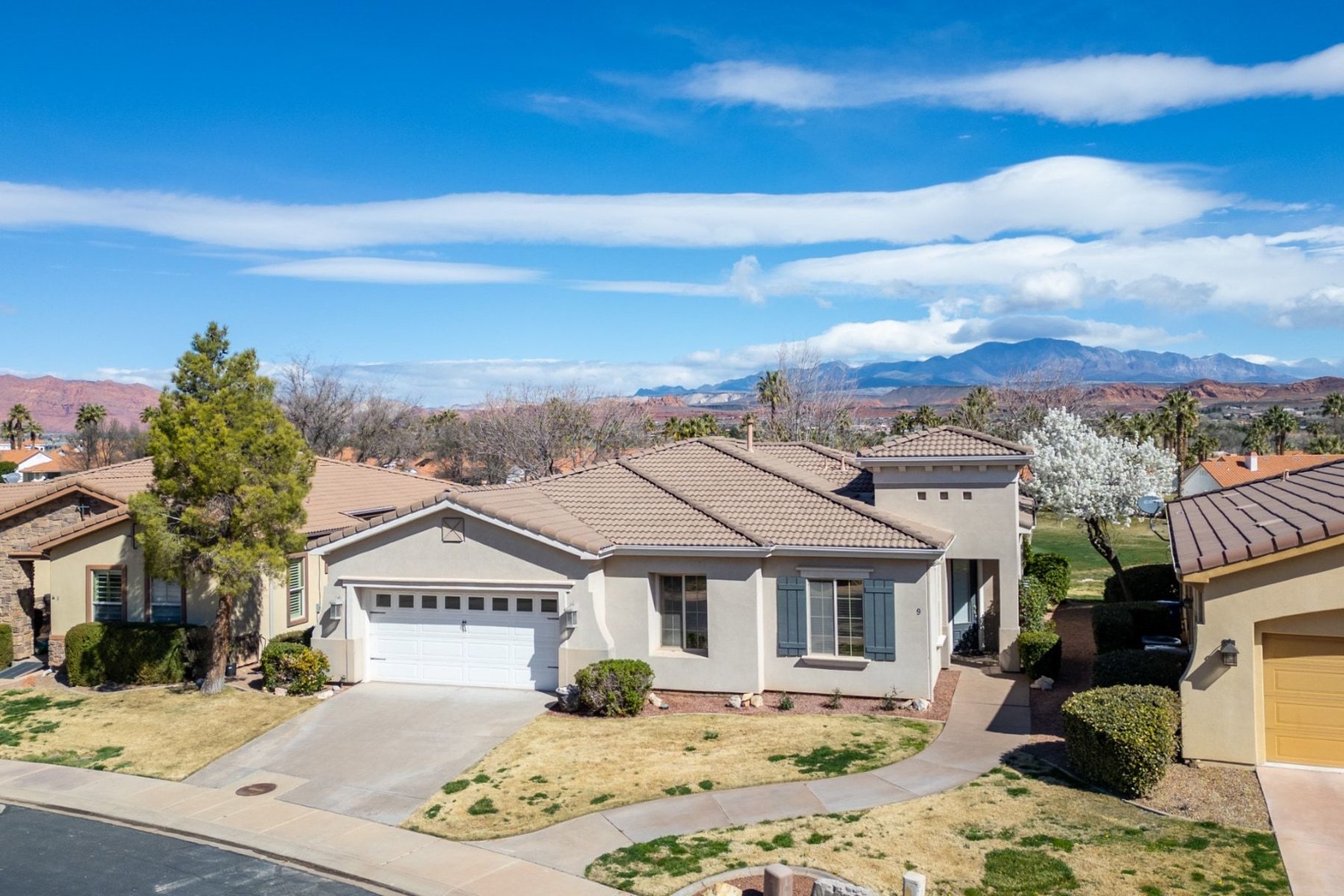  Former Model Home in Sunbrook community sits directly on golf course with Views - 物件實景