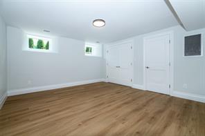 New Rochelle, New York, 10801, United States, 6 Bedrooms Bedrooms, ,5 BathroomsBathrooms,Residential,For Sale,1980613