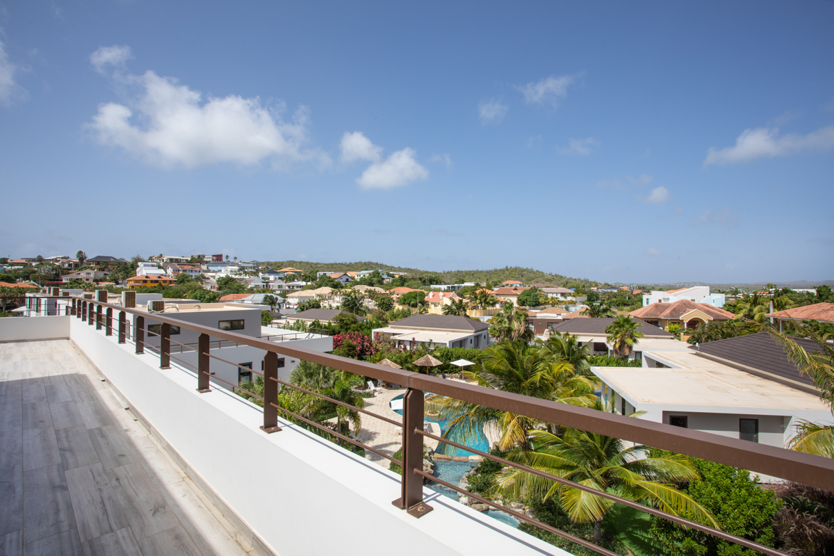 Jan Sofat, CW, 2 Bedrooms Bedrooms, ,2 BathroomsBathrooms,Residential,For Sale,1752587