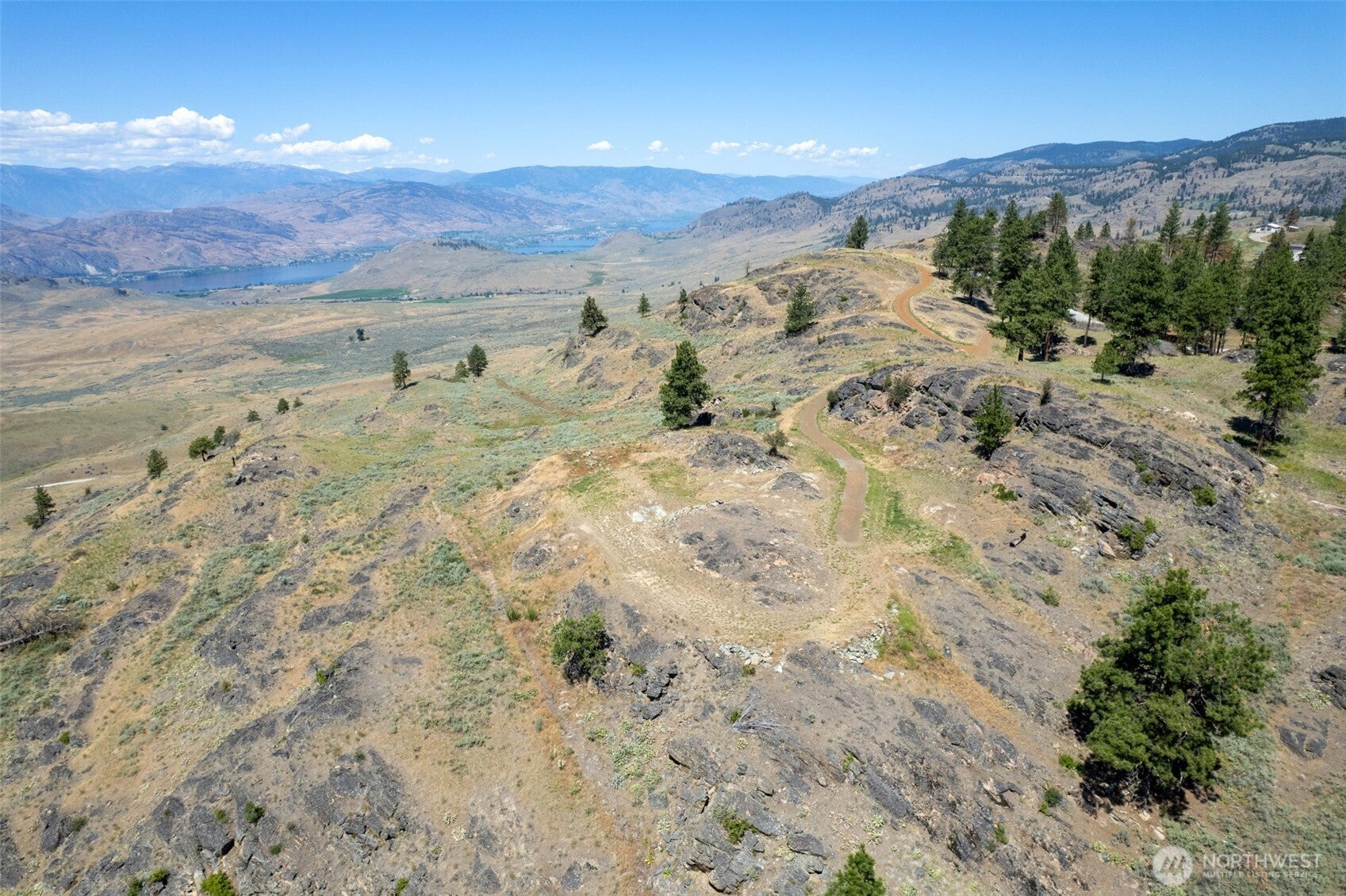 Oroville, Washington, 98844, United States, 1 Bedroom Bedrooms, ,Residential,For Sale,1882313