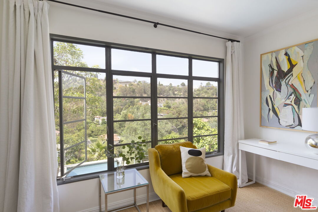 Los Angeles, California, 90068, United States, 3 Bedrooms Bedrooms, ,4 BathroomsBathrooms,Residential,For Sale,1839885