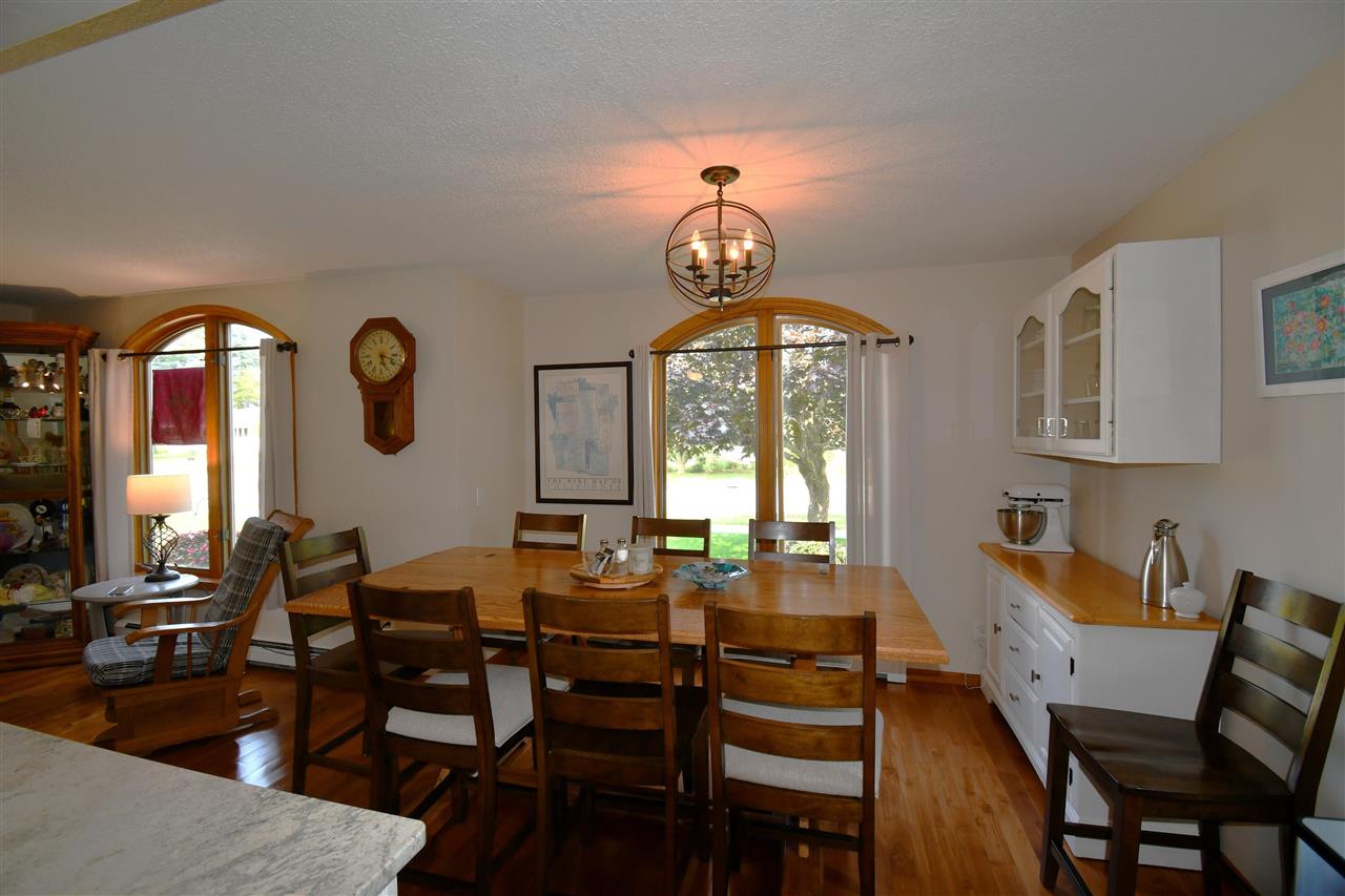 Charlevoix, Michigan, 49720, United States, 5 Bedrooms Bedrooms, ,5 BathroomsBathrooms,Residential,For Sale,1948614