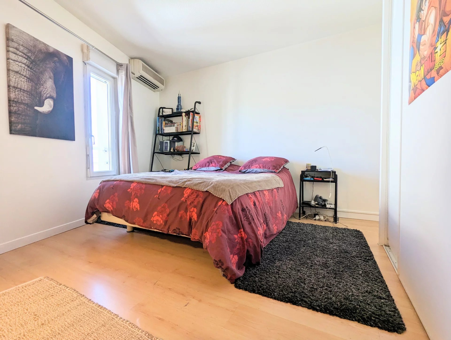 Bordeaux, New Aquitaine, 33000, FR, 4 Bedrooms Bedrooms, ,3 BathroomsBathrooms,Residential,For Sale,1615583