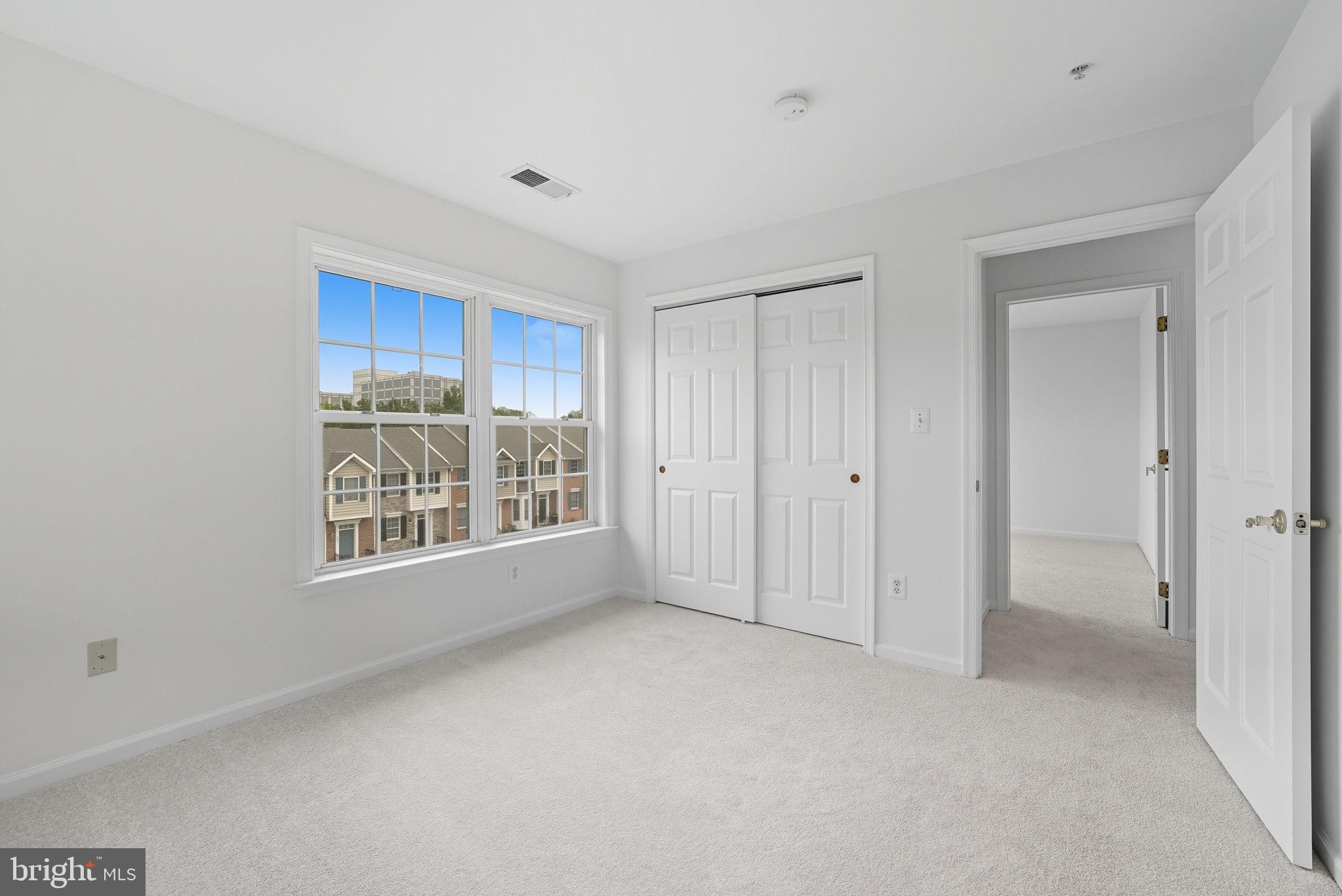 Fairfax, Virginia, 22033, United States, 3 Bedrooms Bedrooms, ,4 BathroomsBathrooms,Residential,For Sale,1975238