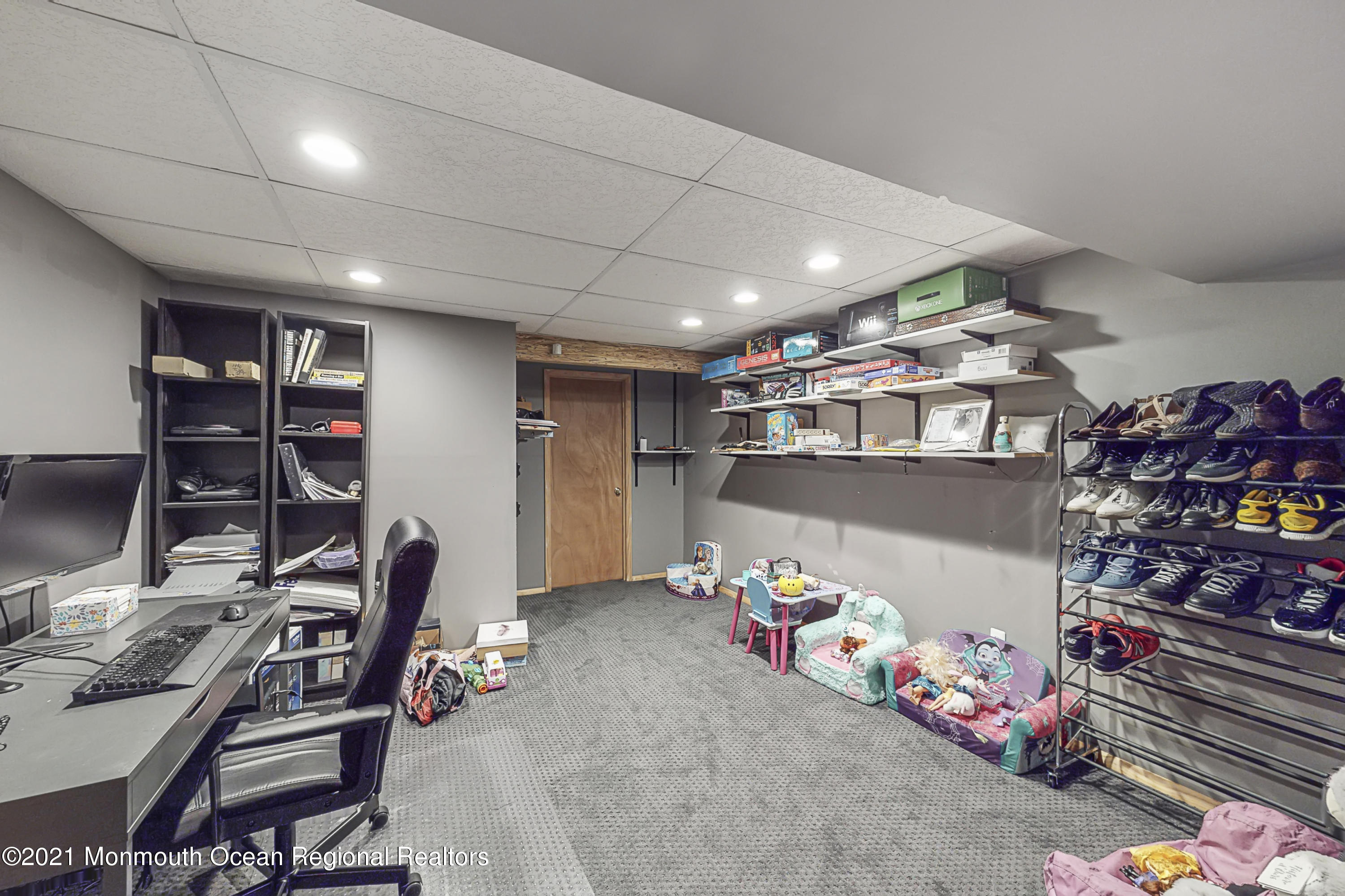 Jackson, New Jersey, 08527, United States, 4 Bedrooms Bedrooms, ,3 BathroomsBathrooms,Residential,For Sale,1944716