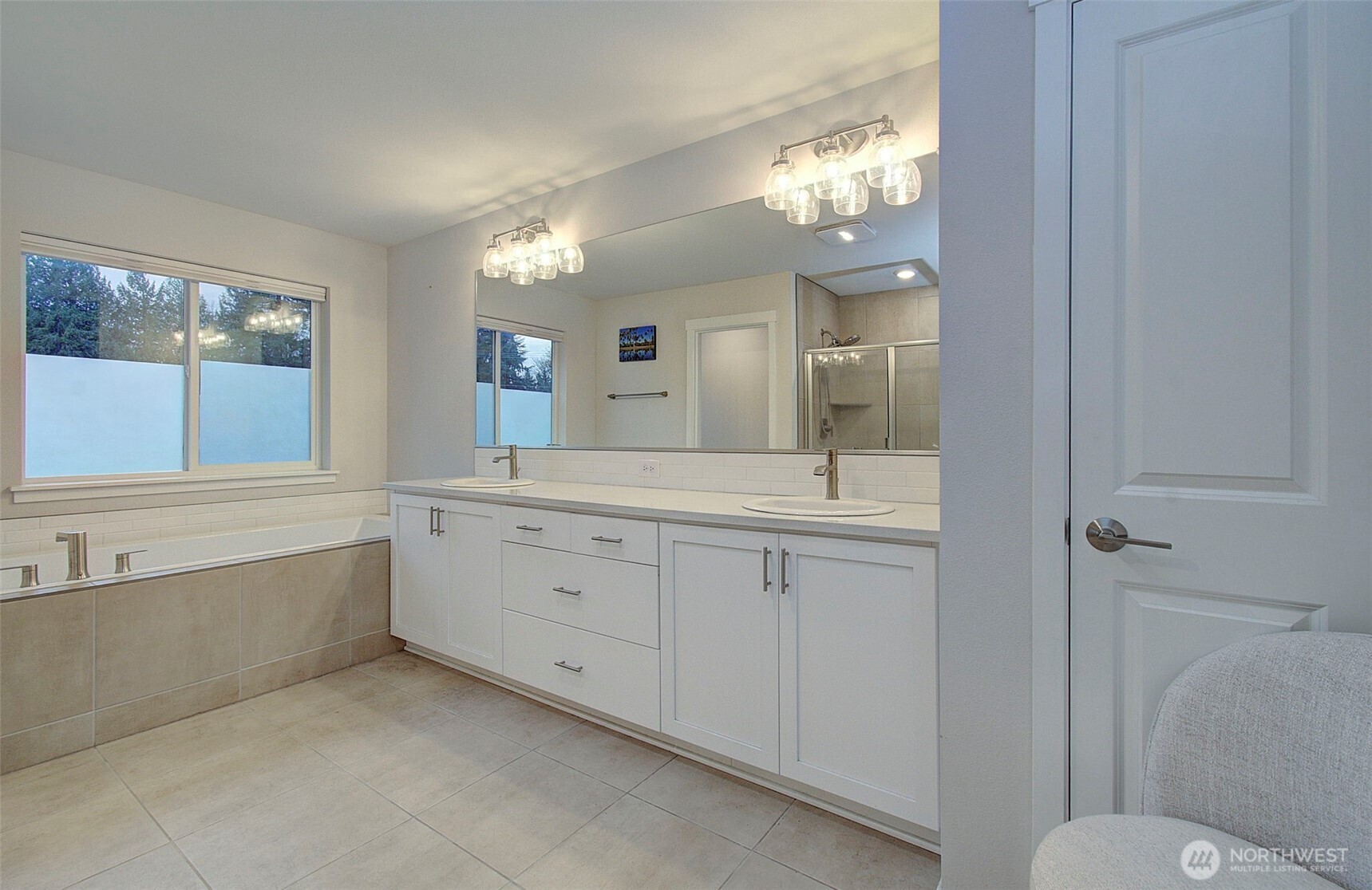 Vancouver, Washington, 98665, United States, 4 Bedrooms Bedrooms, ,3 BathroomsBathrooms,Residential,For Sale,2001006