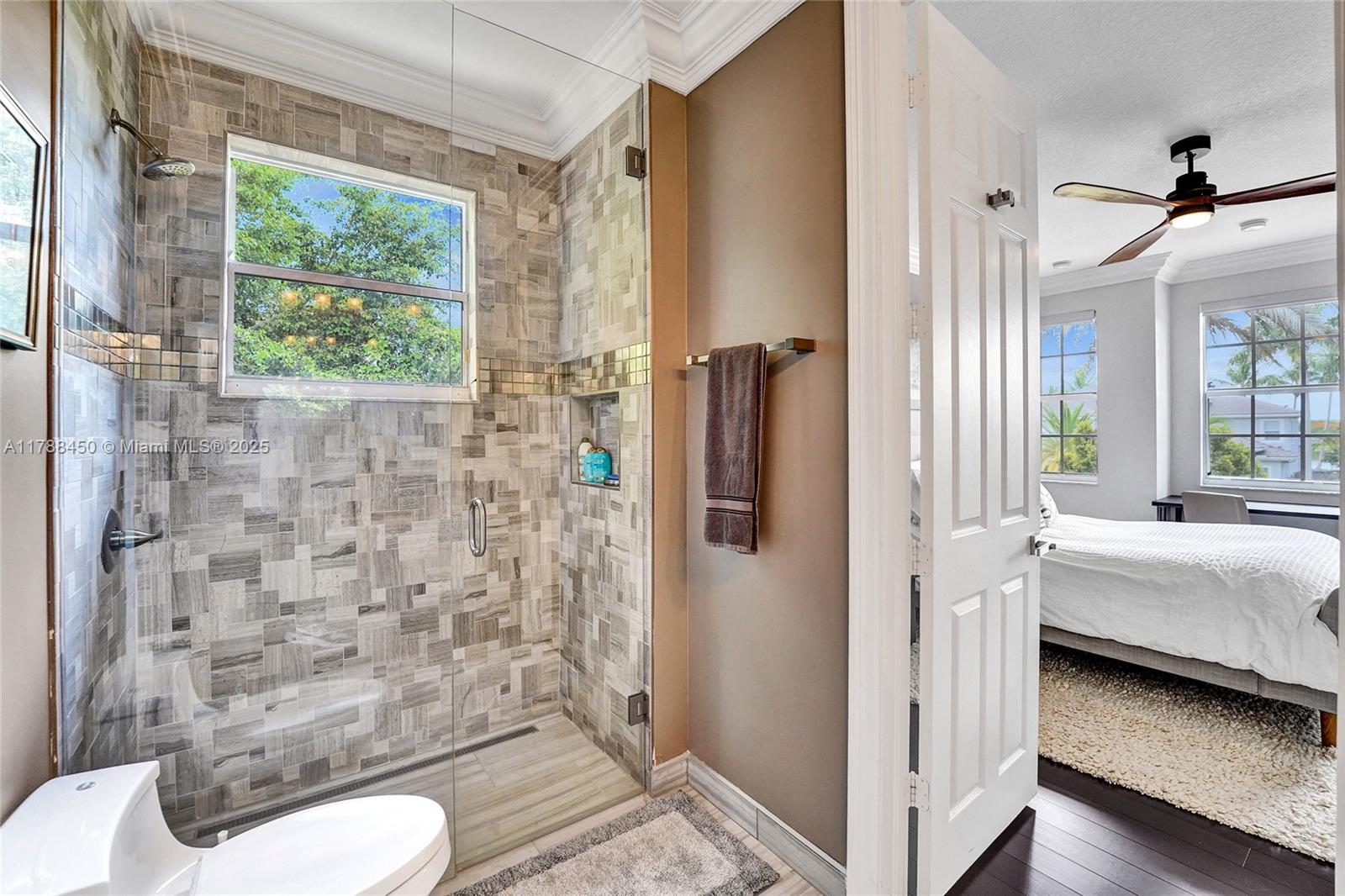 Davie, Florida, 33330, United States, 6 Bedrooms Bedrooms, ,6 BathroomsBathrooms,Residential,For Sale,1908596