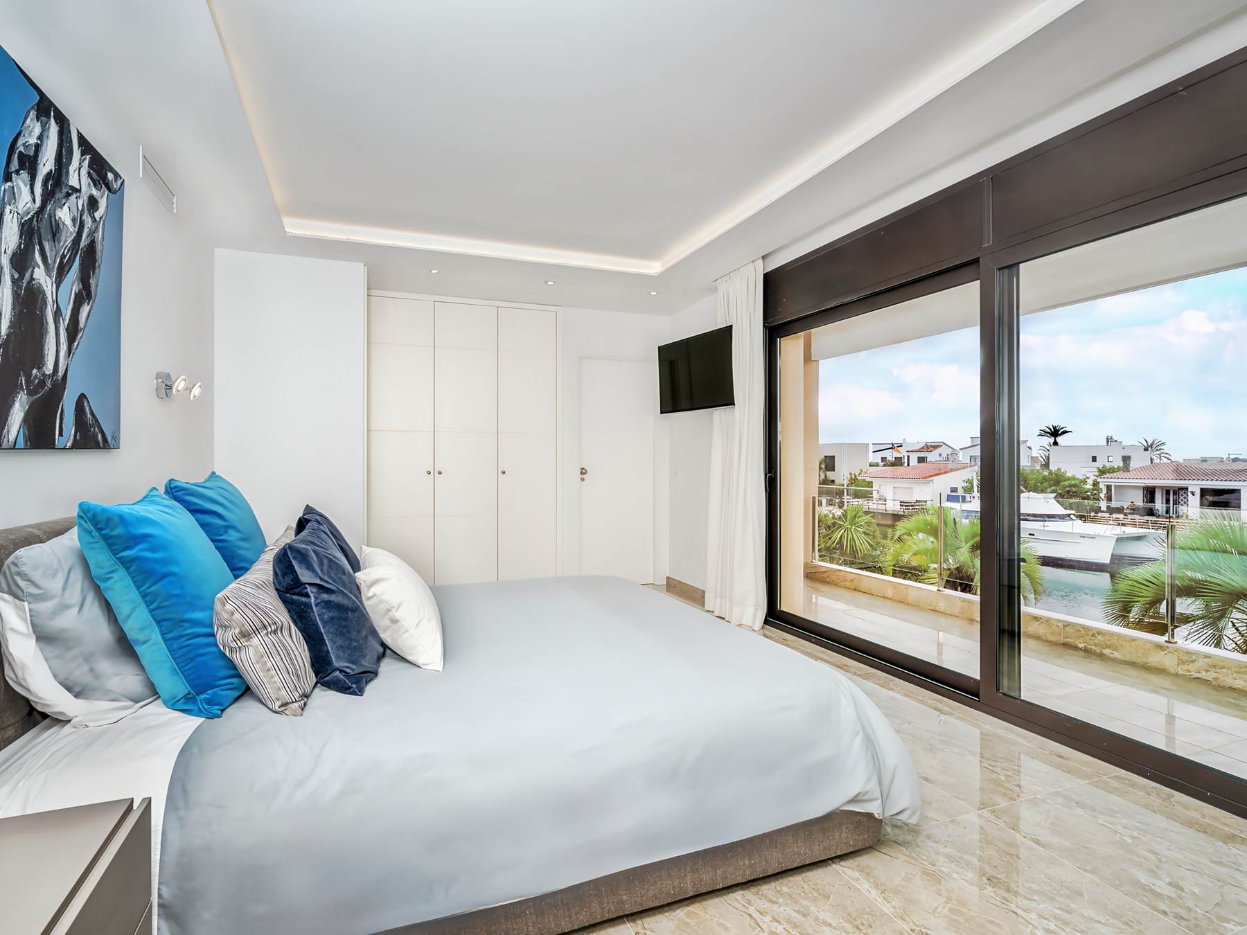  where  luxury and nautical living meet - 物件實景