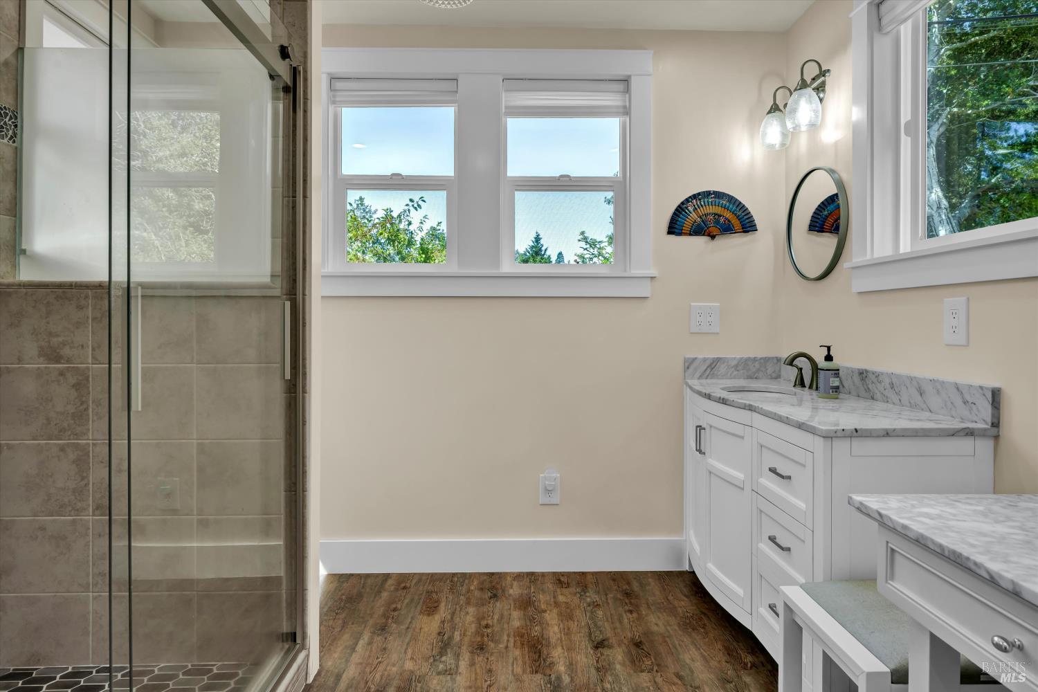 Sebastopol, California, 95472, United States, 2 Bedrooms Bedrooms, ,2 BathroomsBathrooms,Residential,For Sale,1913141