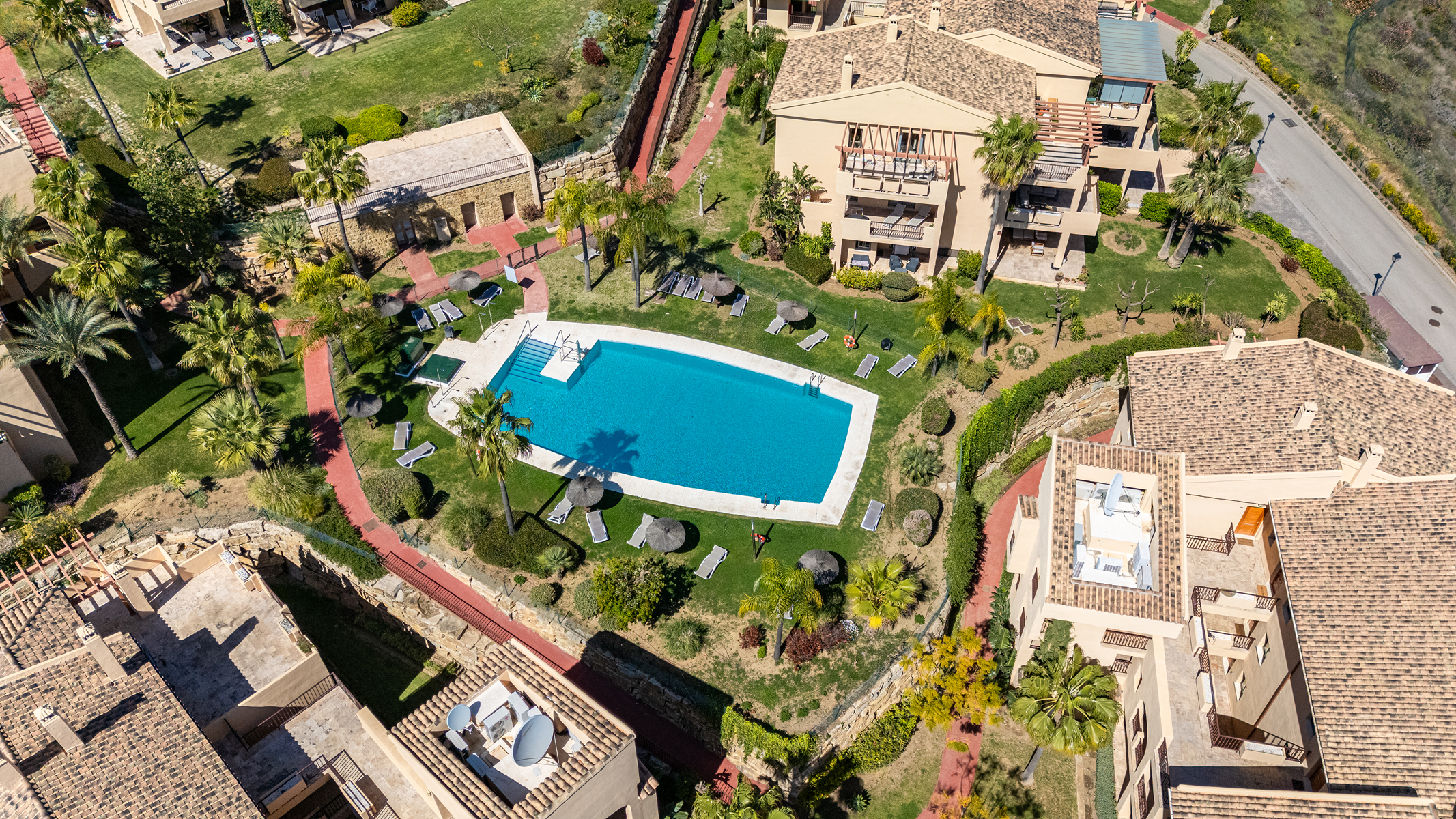  Penthouse with panoramic sea views in Benahavís - 物件實景