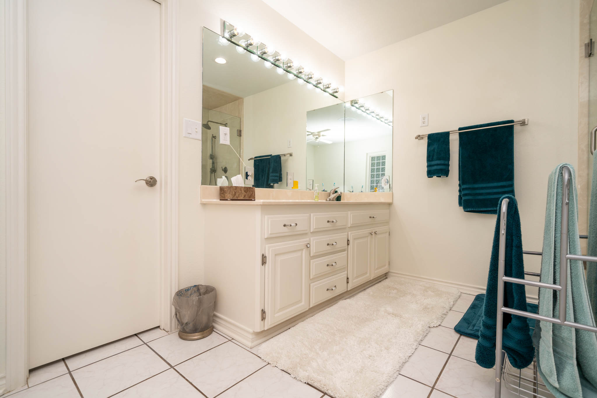 Rusk, Texas, 75785, United States, 4 Bedrooms Bedrooms, ,4 BathroomsBathrooms,Residential,For Sale,1930164