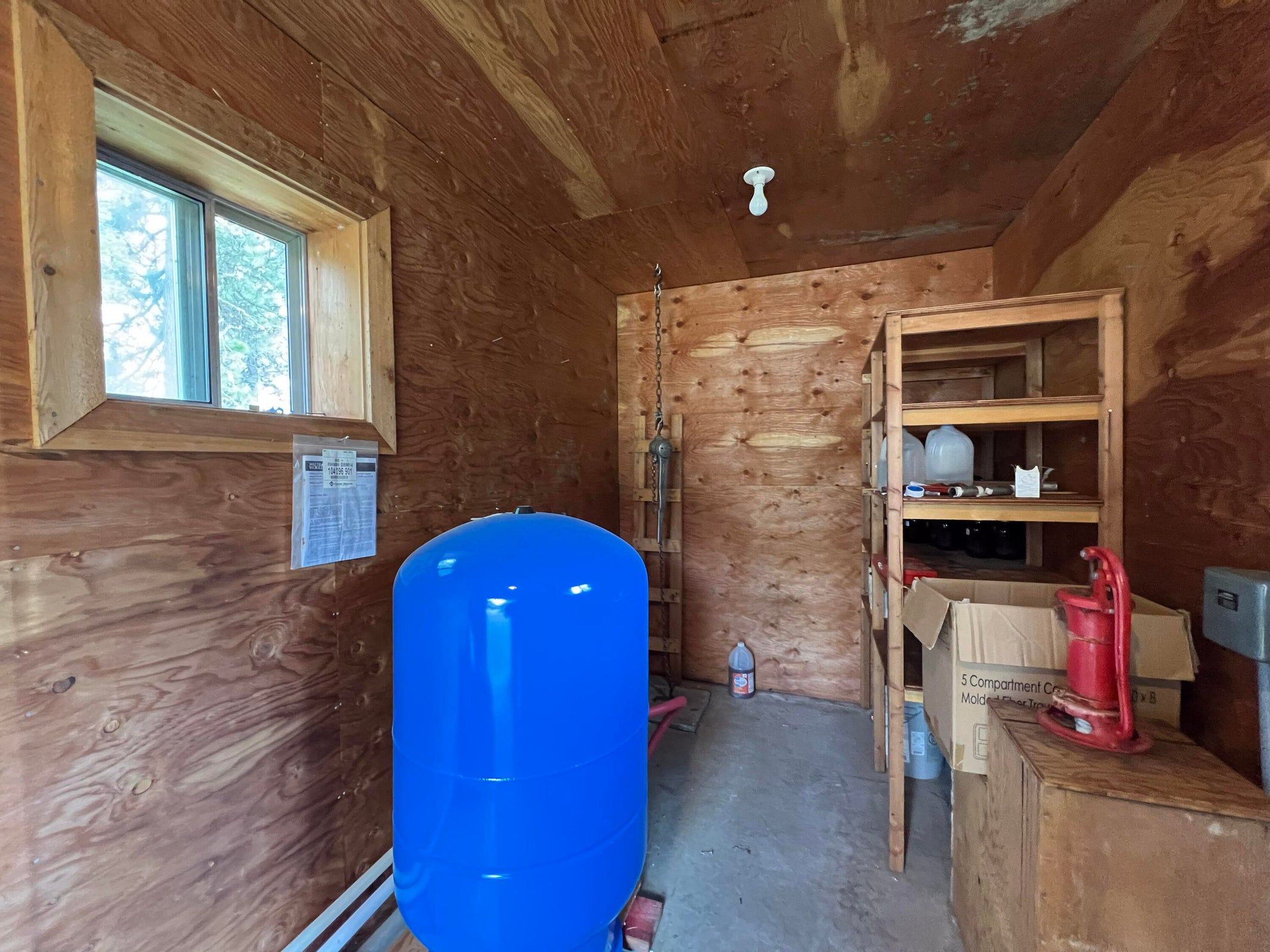 Colville, Washington, 99114, United States, 3 Bedrooms Bedrooms, ,2 BathroomsBathrooms,Residential,For Sale,1928026