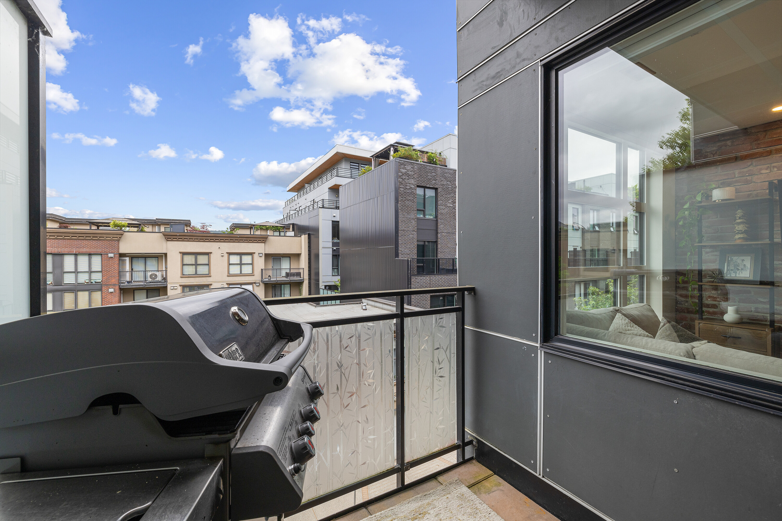  Renovated Porty Moody Townhome - 物件實景