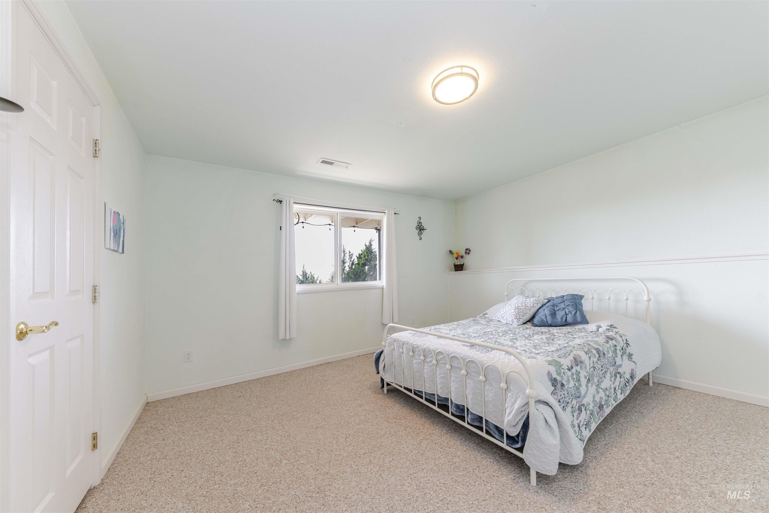 Lewiston, Idaho, 83501, United States, 4 Bedrooms Bedrooms, ,3 BathroomsBathrooms,Residential,For Sale,1936984