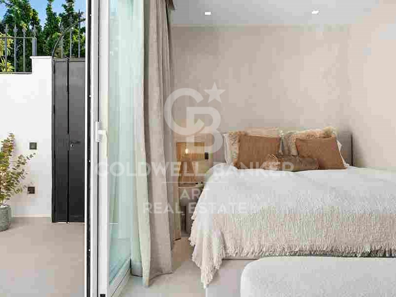 Marbella, Andalusia, ES, 3 Bedrooms Bedrooms, ,3 BathroomsBathrooms,Residential,For Sale,1792745