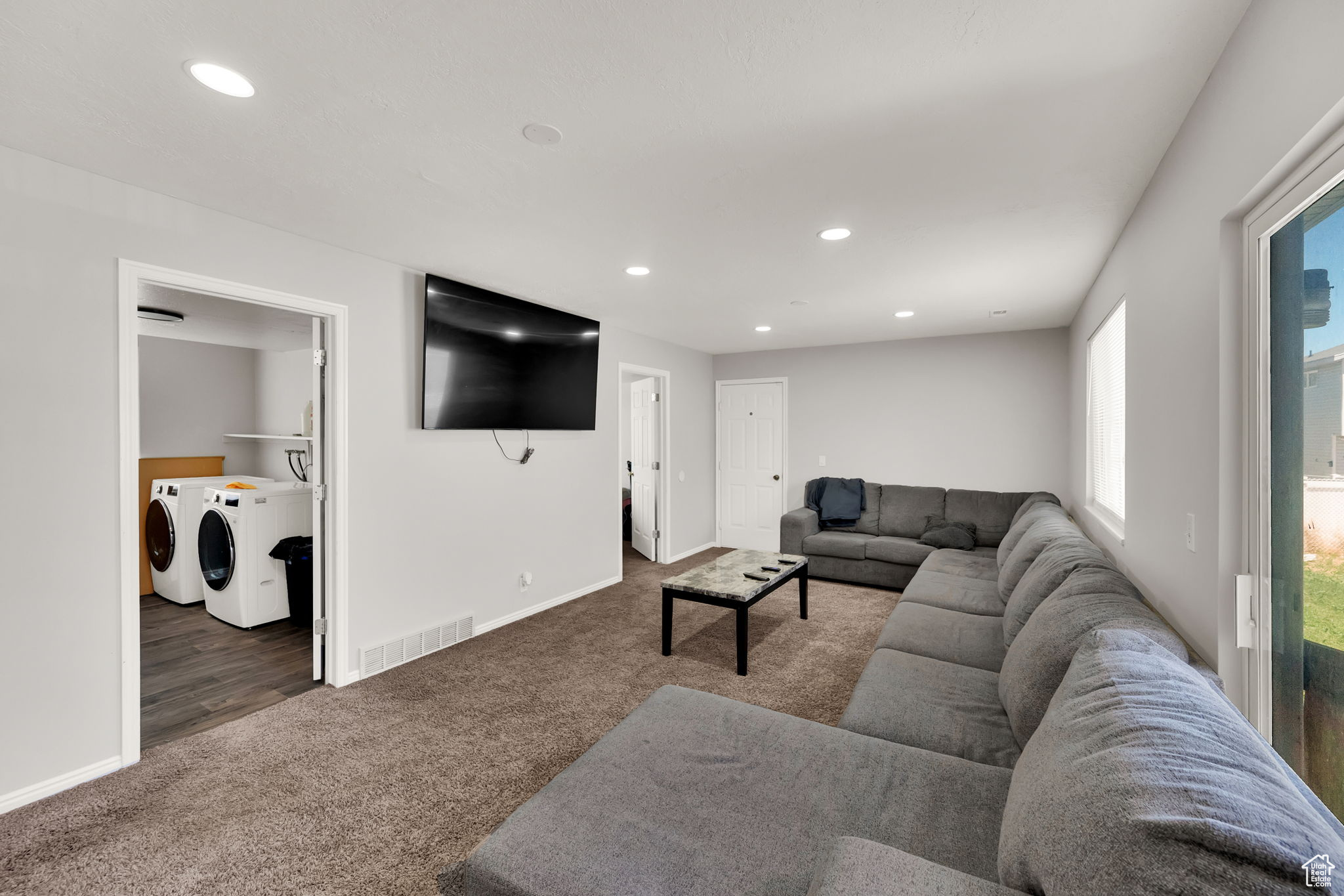 Salt Lake City, Utah, 84118, United States, 5 Bedrooms Bedrooms, ,3 BathroomsBathrooms,Residential,For Sale,1947588