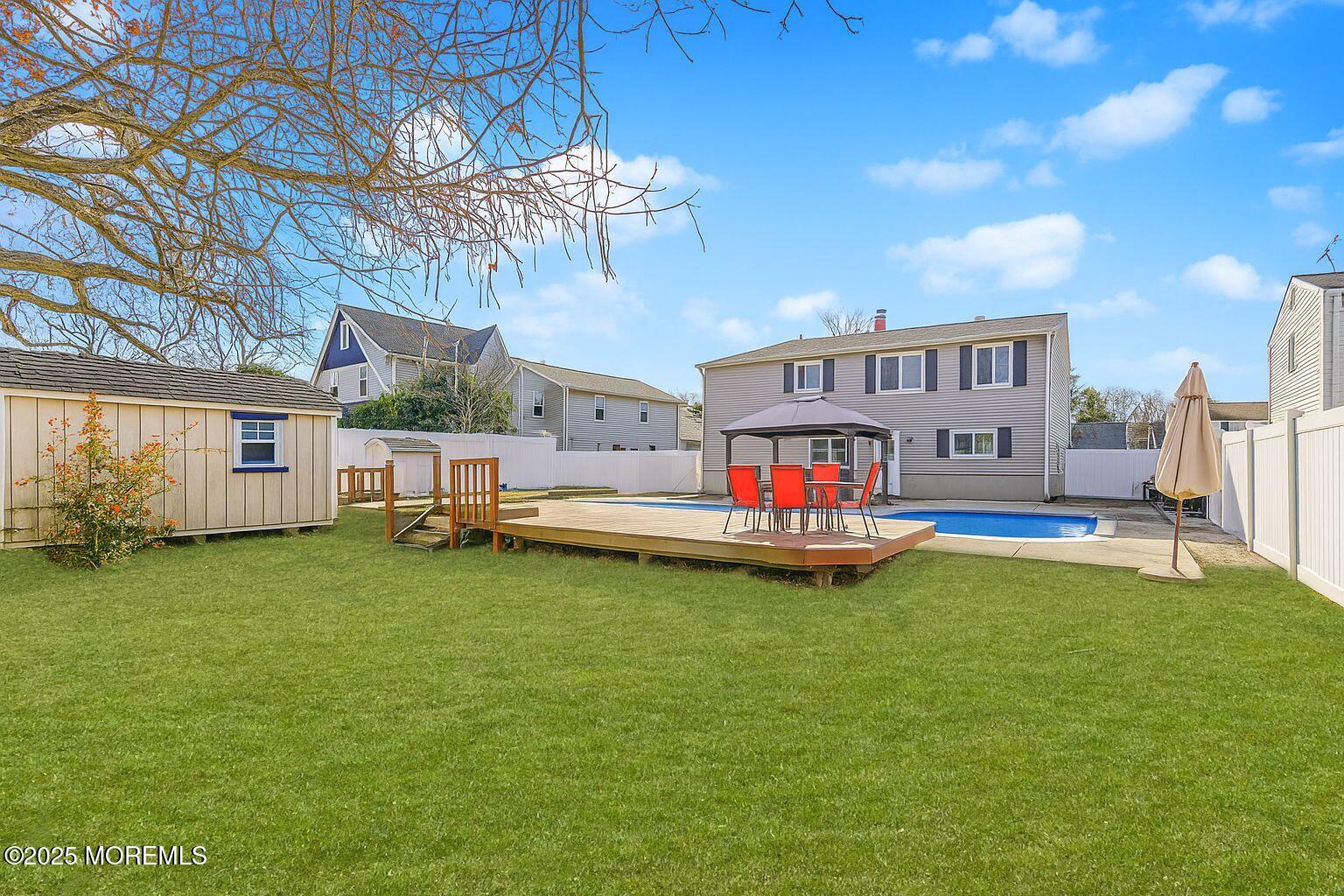 Brick, New Jersey, 08724, United States, 4 Bedrooms Bedrooms, ,2 BathroomsBathrooms,Residential,For Sale,2001945