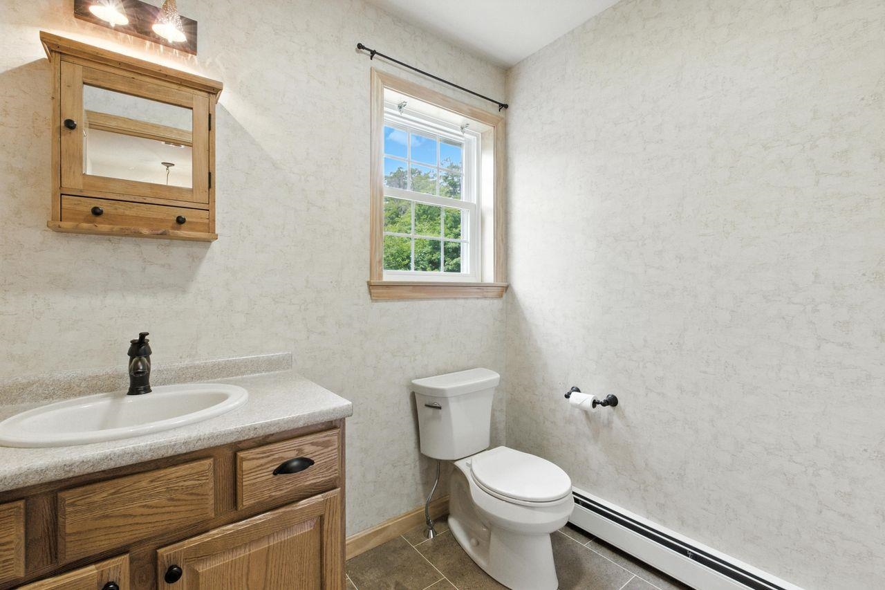 Bartlett, New Hampshire, 03812, United States, 3 Bedrooms Bedrooms, ,4 BathroomsBathrooms,Residential,For Sale,1885441