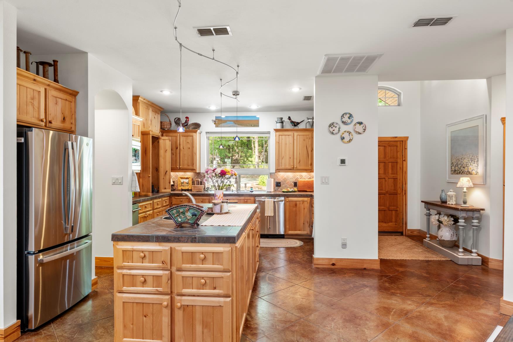 Quitman, Texas, 75783, United States, 3 Bedrooms Bedrooms, ,3 BathroomsBathrooms,Residential,For Sale,1921842