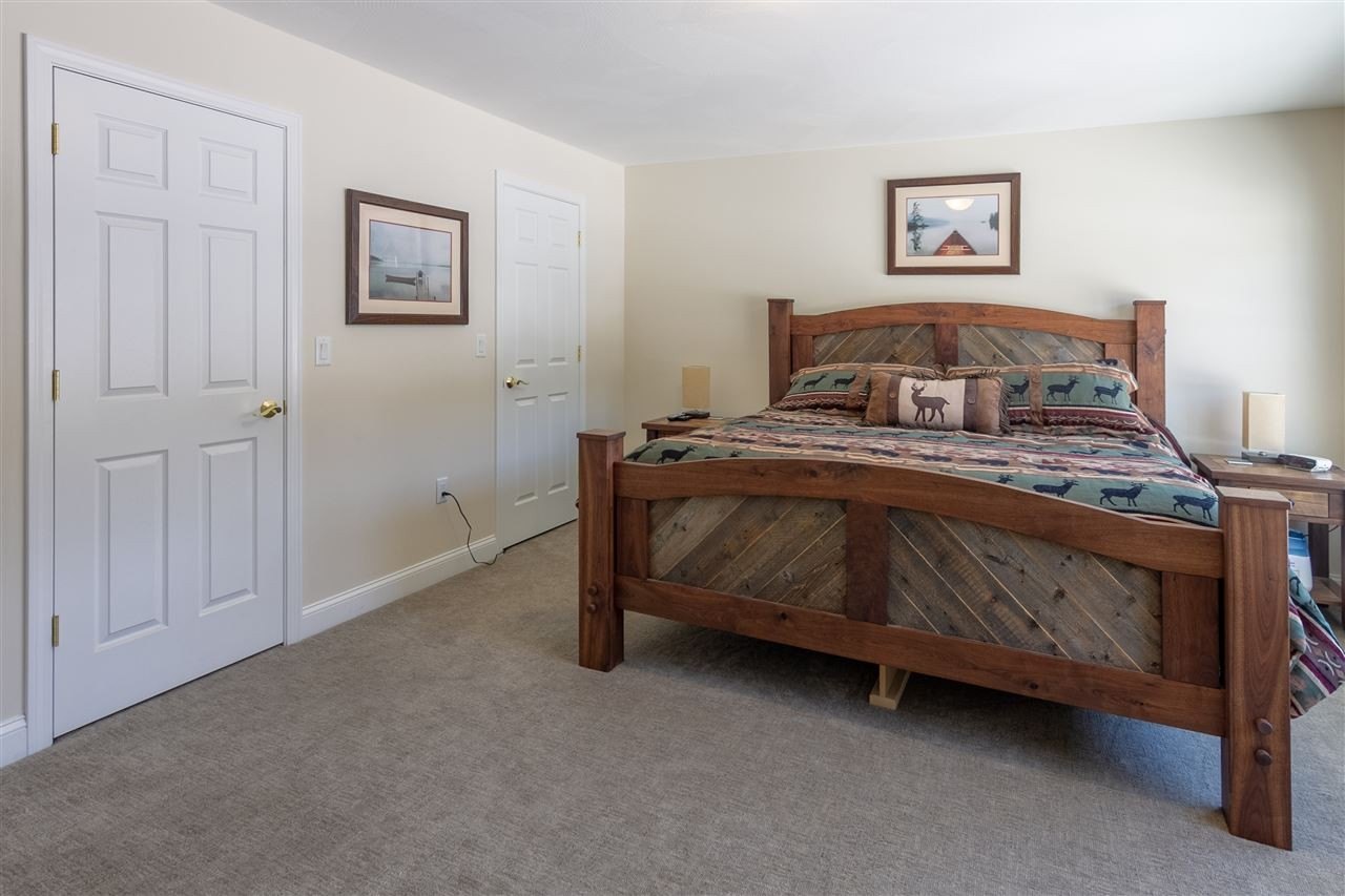 Lincoln, New Hampshire, 03251, United States, 5 Bedrooms Bedrooms, ,5 BathroomsBathrooms,Residential,For Sale,1978136