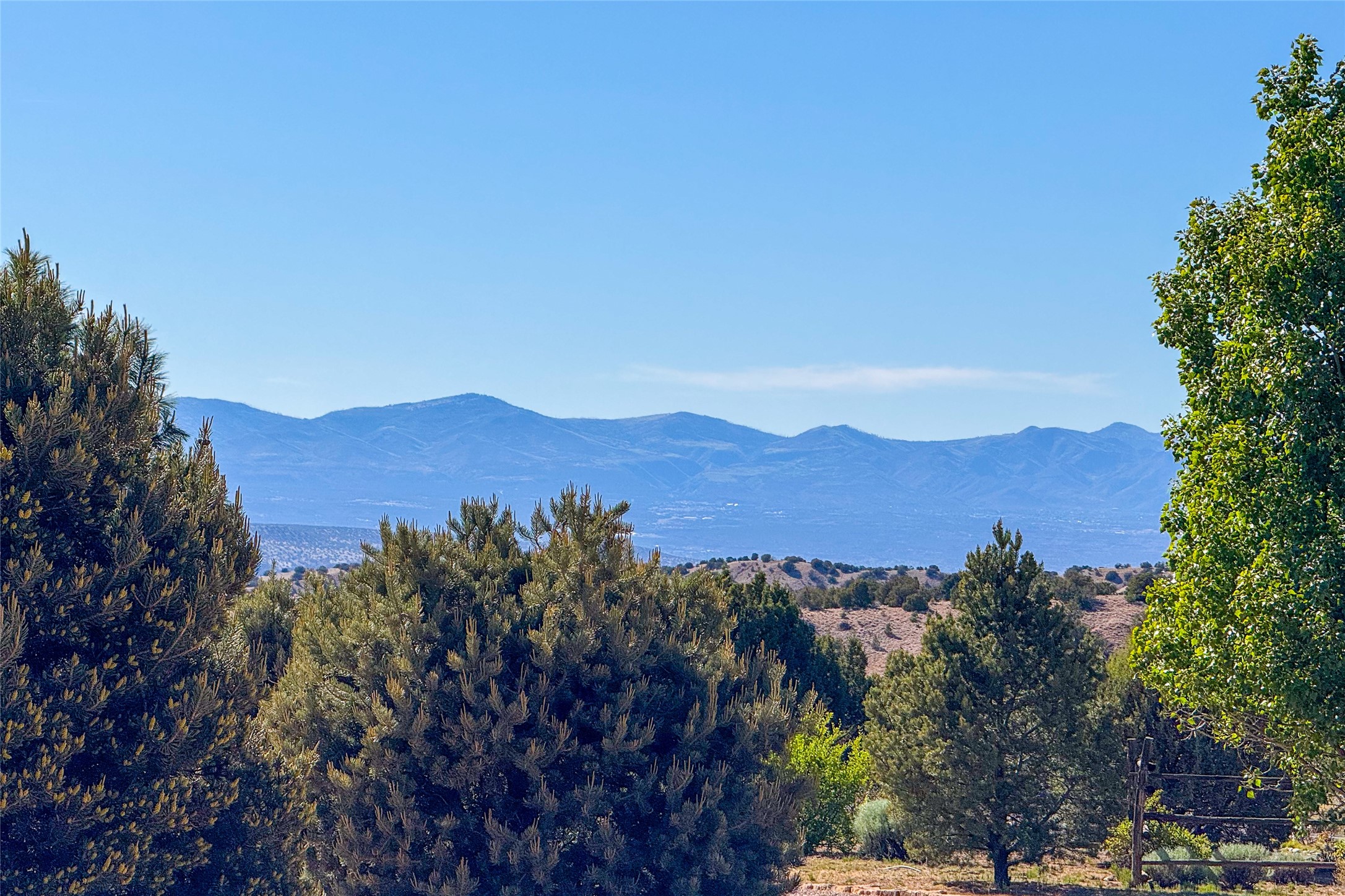  107 Paseo del Conejo - 物件實景