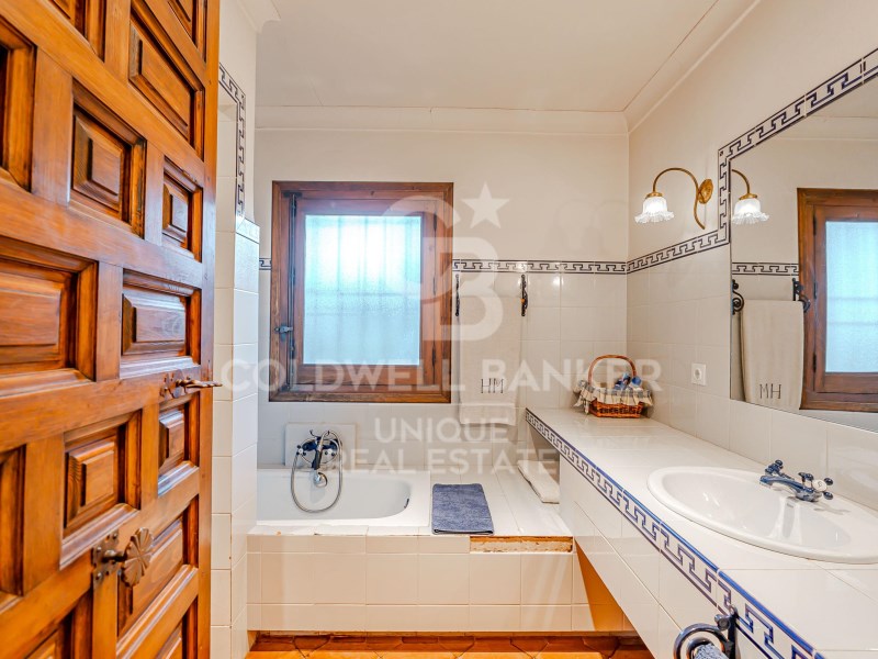 Toledo, Toledo, Los Cigarrales-La Bastida Toledo, Toledo, Castile-La Mancha, ES, 7 Bedrooms Bedrooms, ,7 BathroomsBathrooms,Residential,For Sale,Toledo, Toledo, Los Cigarrales-La Bastida Toledo, ,1619928
