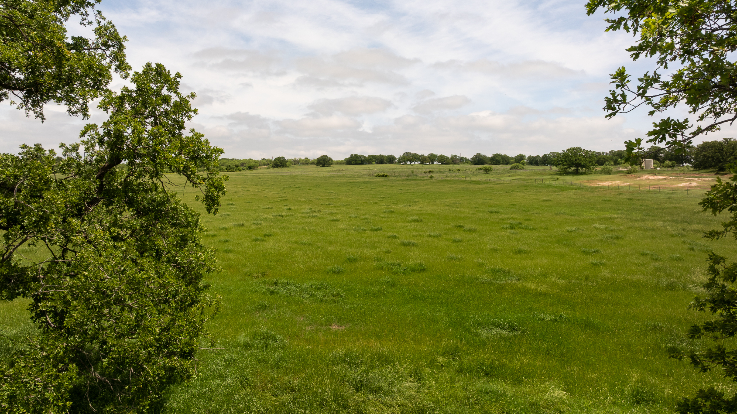  Rolling Oaks Ranch - 物件實景