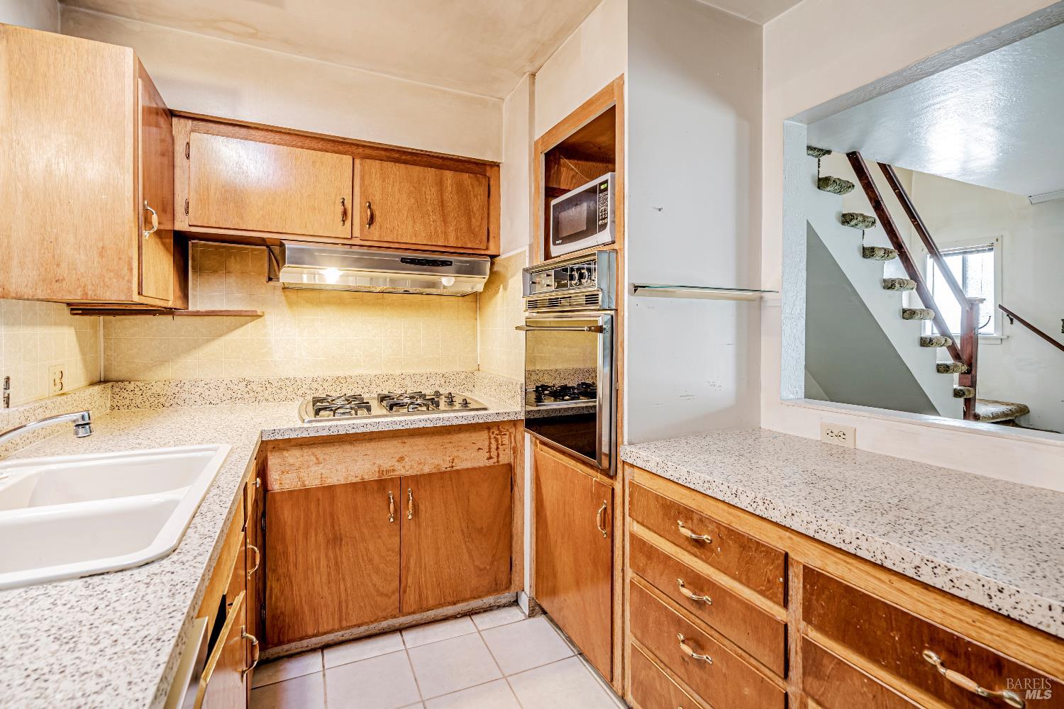 Petaluma, California, 94954, United States, 4 Bedrooms Bedrooms, ,2 BathroomsBathrooms,Residential,For Sale,1917667