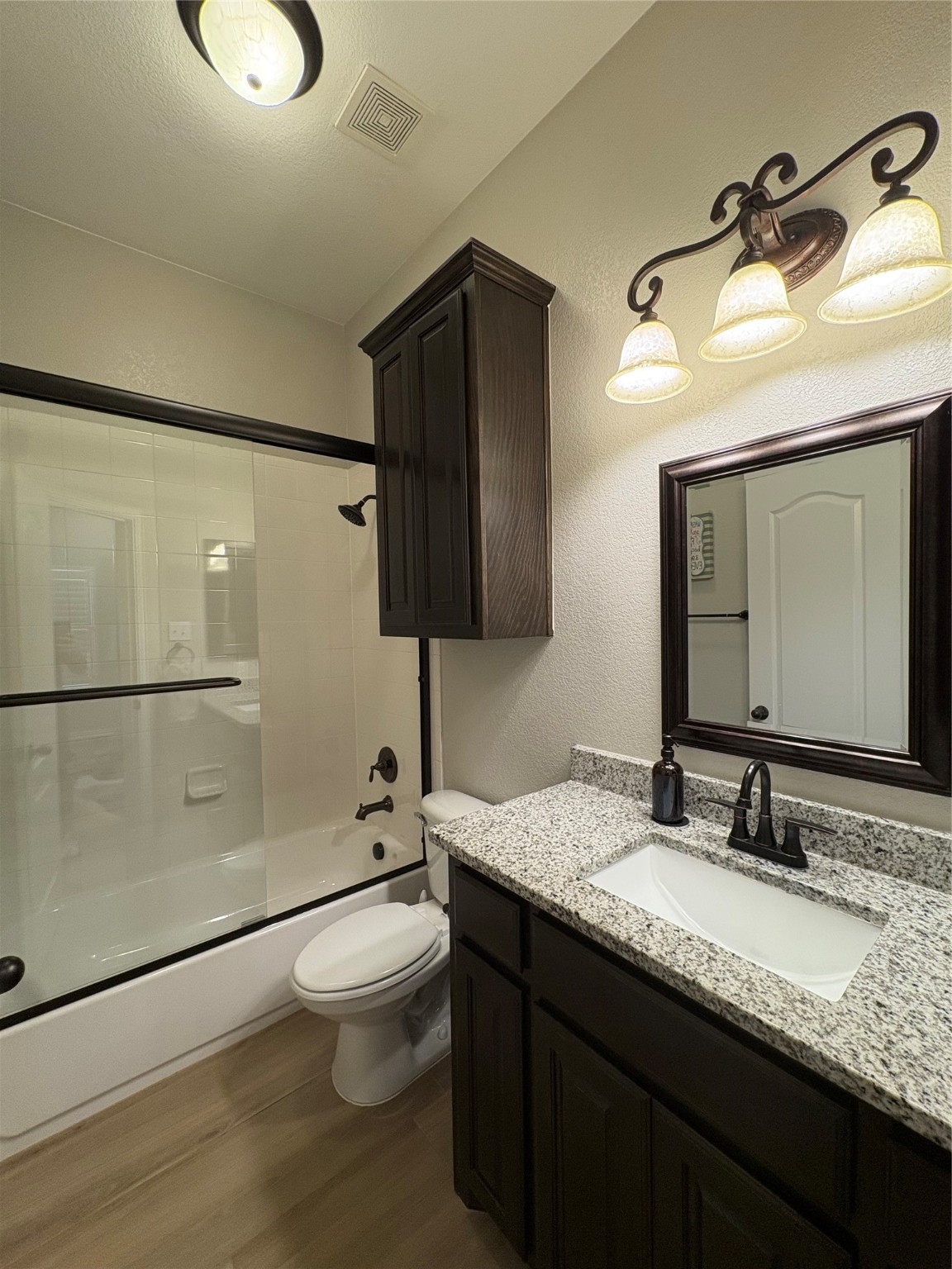 Rockwall, Texas, 75032, United States, 3 Bedrooms Bedrooms, ,3 BathroomsBathrooms,Residential,For Sale,1895593