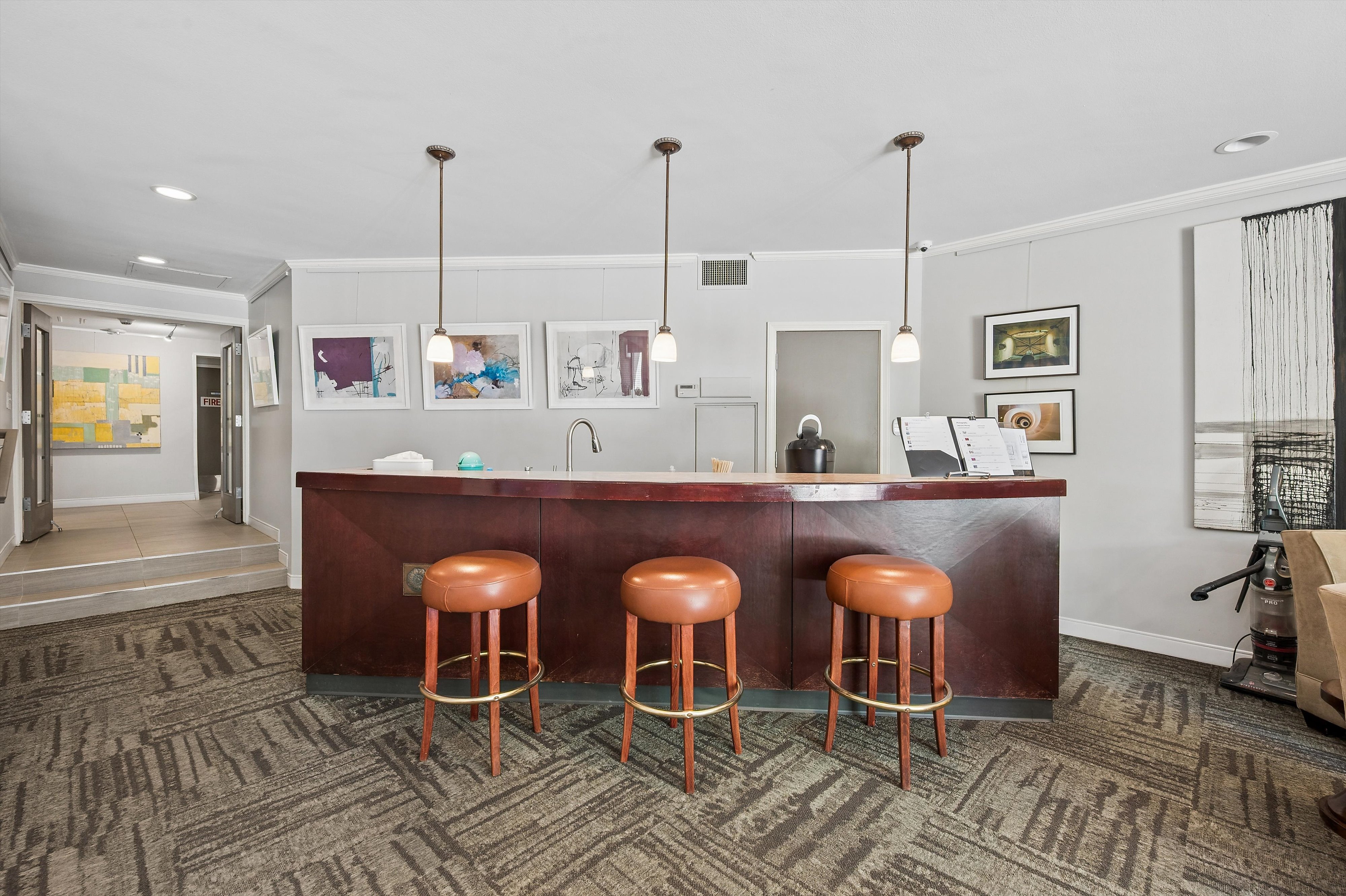  Incredible Opportunity In Iconic Cheesman Building - 物件實景