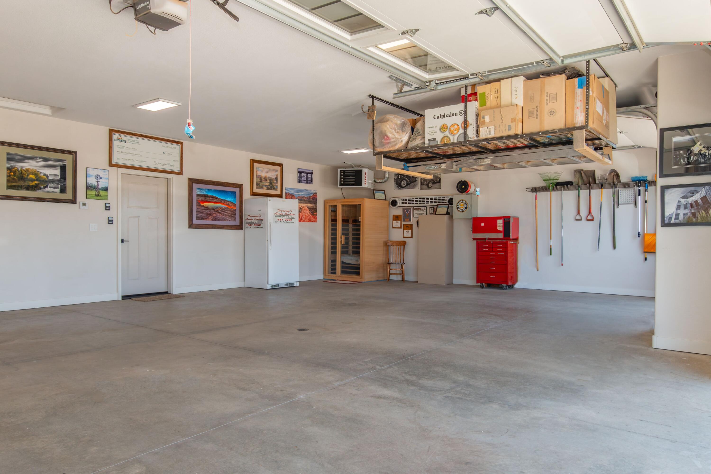 Sheridan, Wyoming, 82801, United States, 3 Bedrooms Bedrooms, ,3 BathroomsBathrooms,Residential,For Sale,2007537