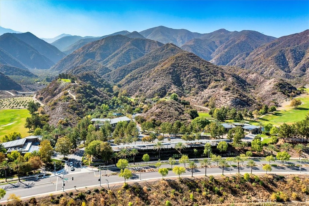 Corona, California, 92883, United States, 2 Bedrooms Bedrooms, ,2 BathroomsBathrooms,Residential,For Sale,2007752