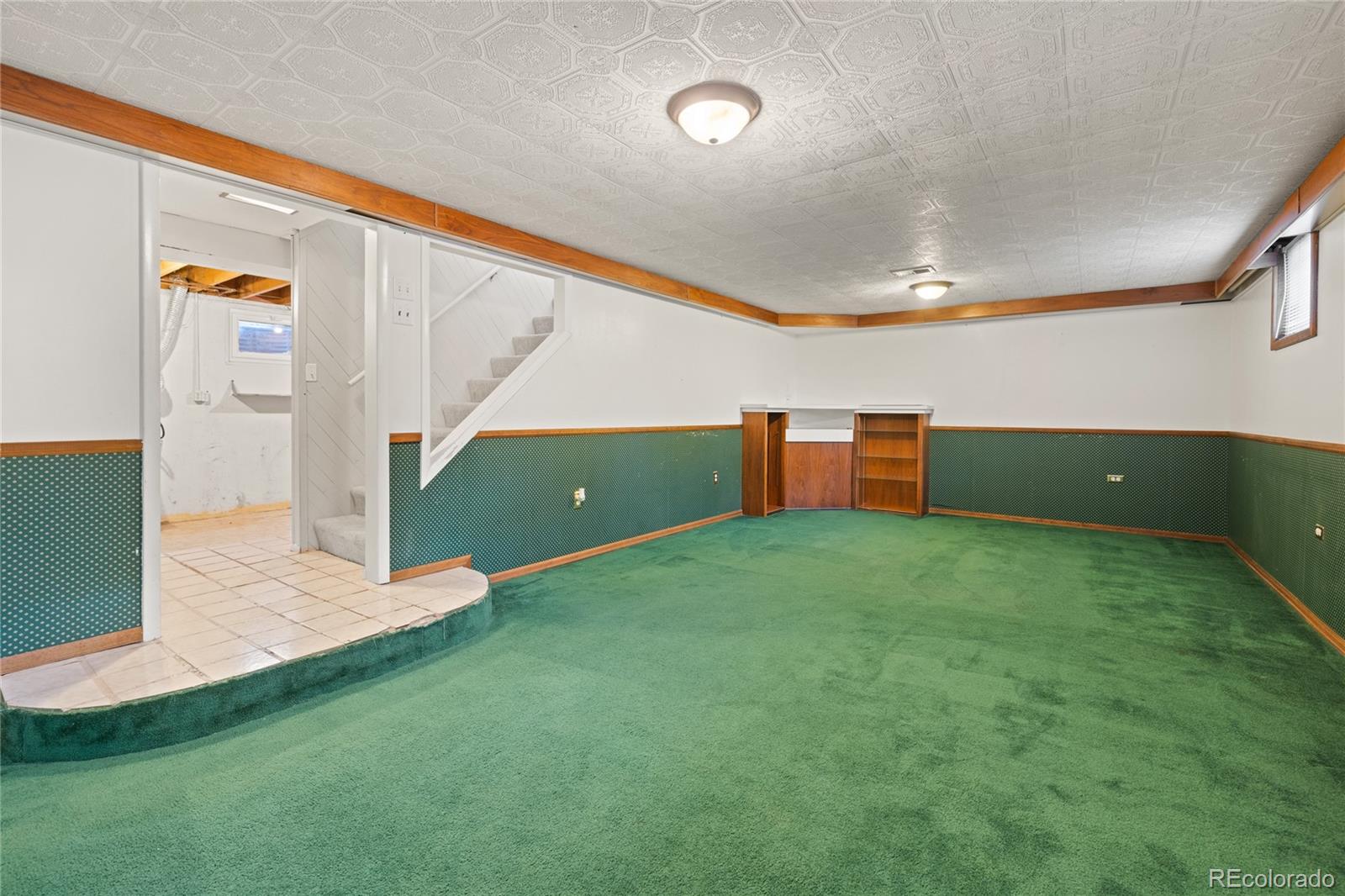 Arvada, Colorado, 80004, United States, 4 Bedrooms Bedrooms, ,2 BathroomsBathrooms,Residential,For Sale,1986117