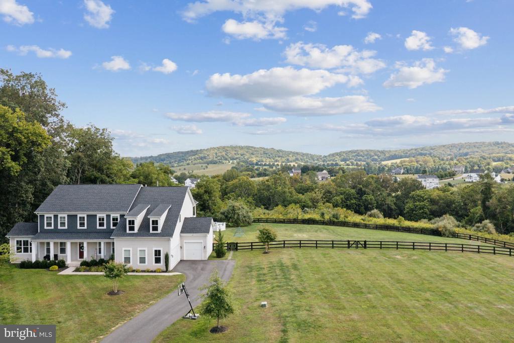 Leesburg, Virginia, 20176, United States, 7 Bedrooms Bedrooms, ,7 BathroomsBathrooms,Residential,For Sale,1941284