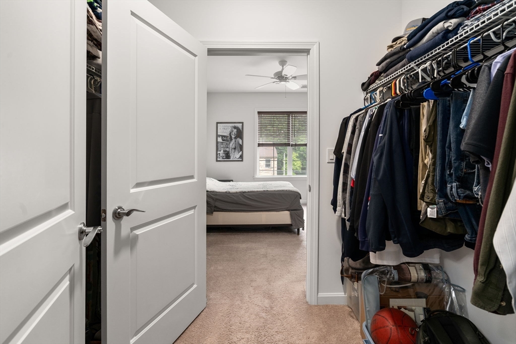 Canton, Massachusetts, 02021, United States, 1 Bedroom Bedrooms, ,1 BathroomBathrooms,Residential,For Sale,1917875