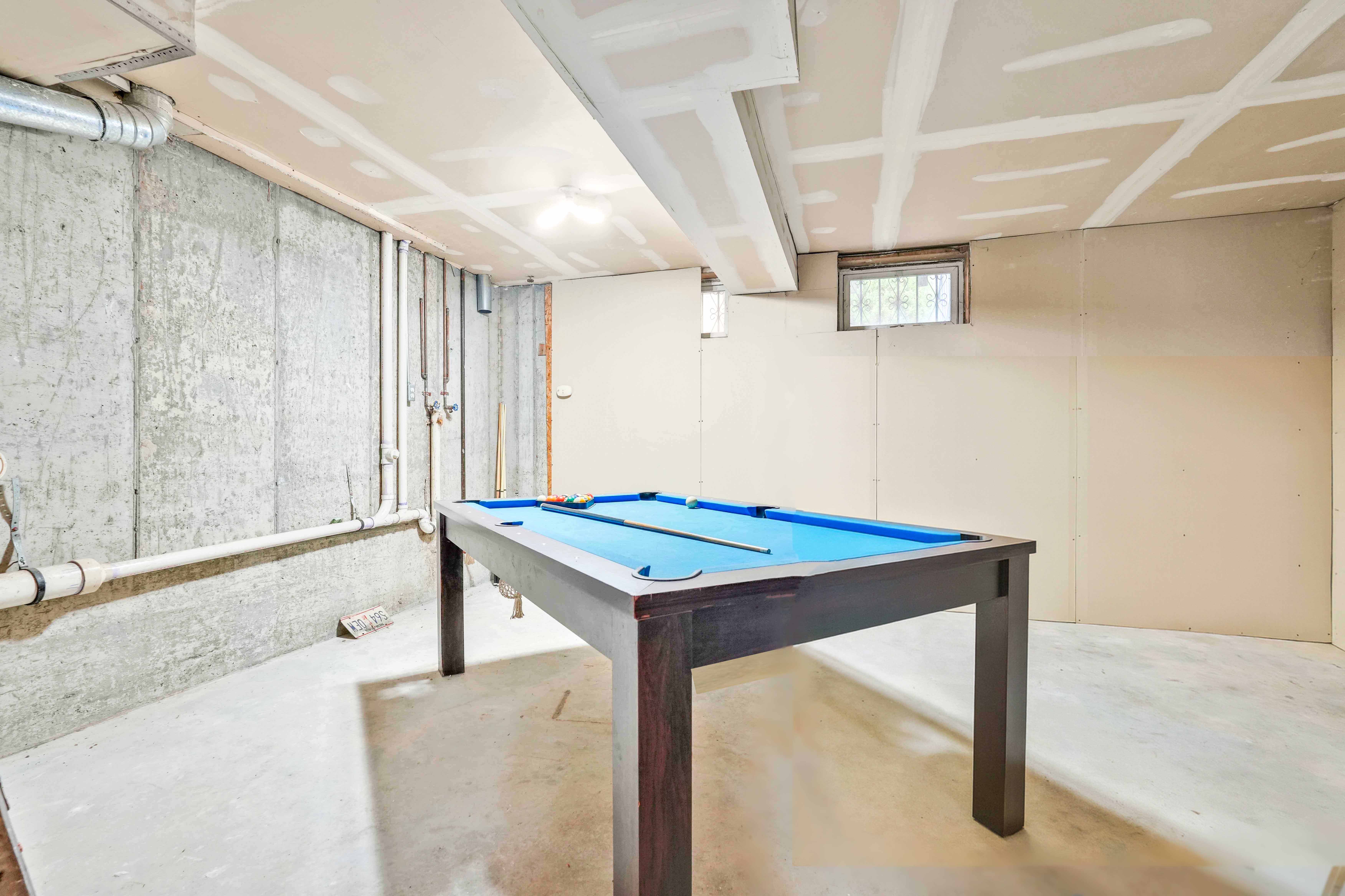 Bronx, New York, 10454, United States, 3 Bedrooms Bedrooms, ,2 BathroomsBathrooms,Residential,For Sale,2005625