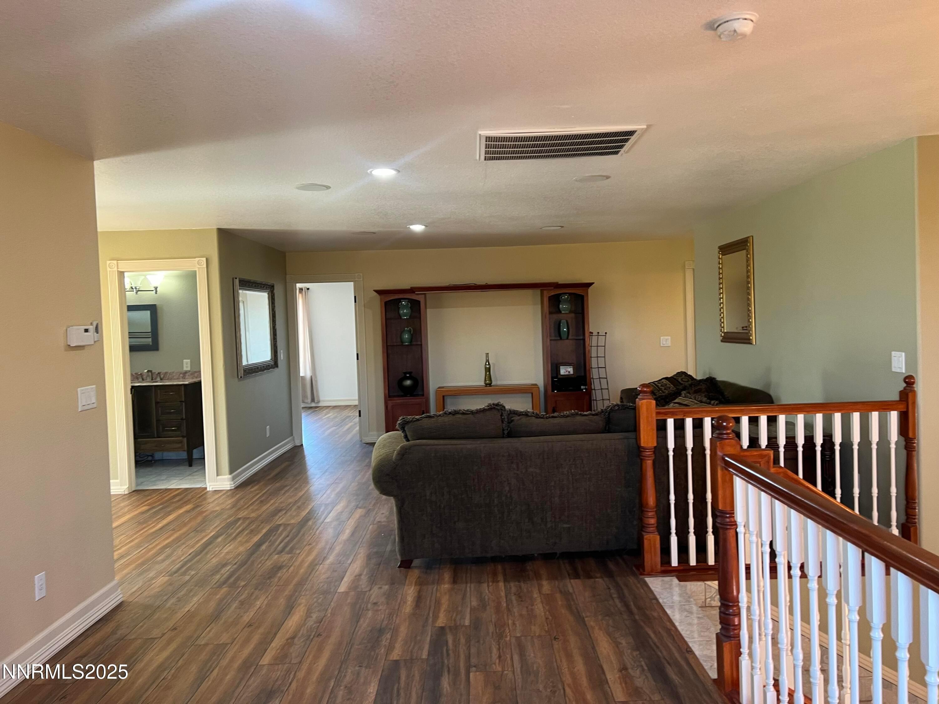 Sparks, Nevada, 89436, United States, 6 Bedrooms Bedrooms, ,4 BathroomsBathrooms,Residential,For Sale,1838343