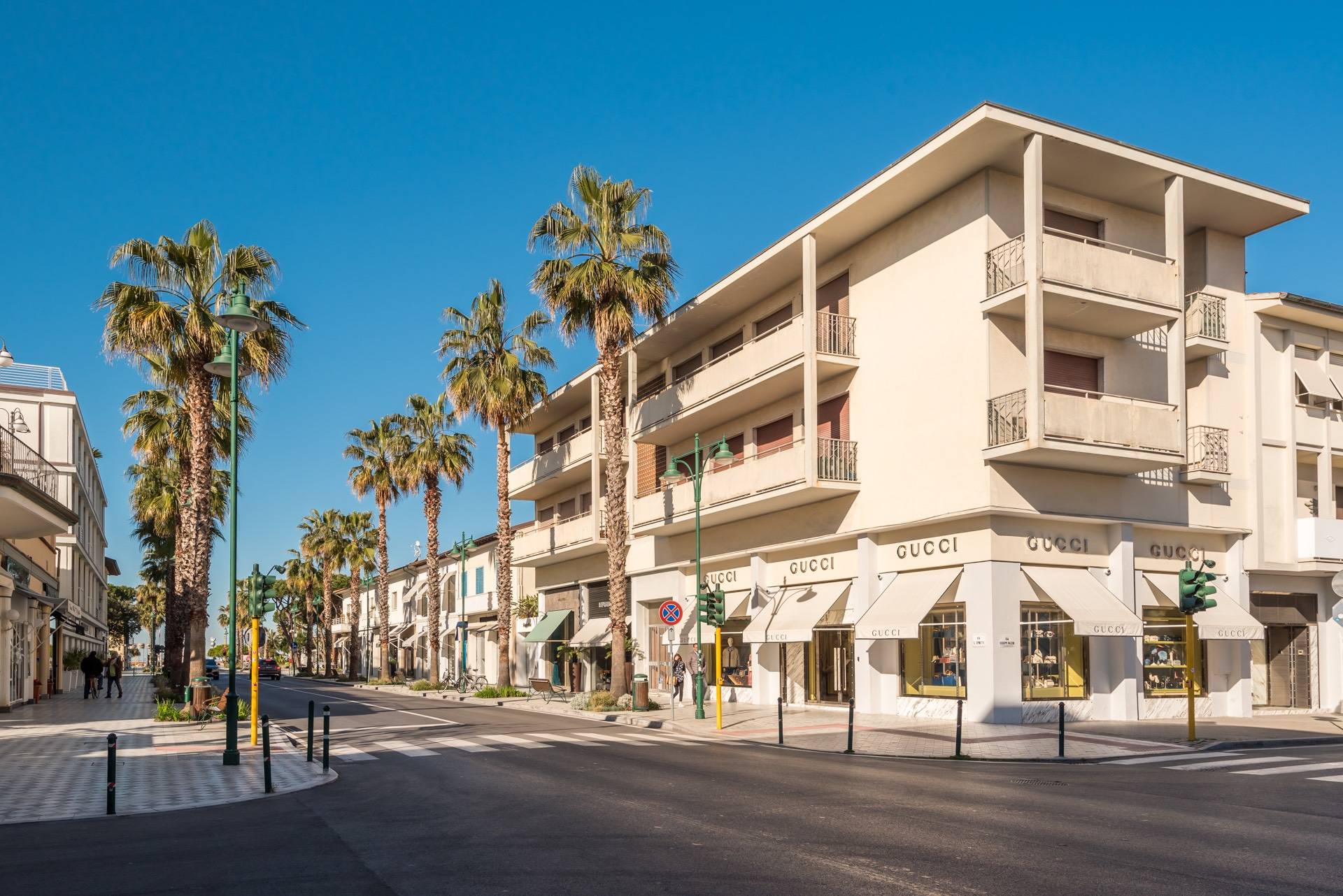 Forte dei Marmi, Lucca, 55042, IT, 5 Bedrooms Bedrooms, ,6 BathroomsBathrooms,Residential,For Sale,1987701