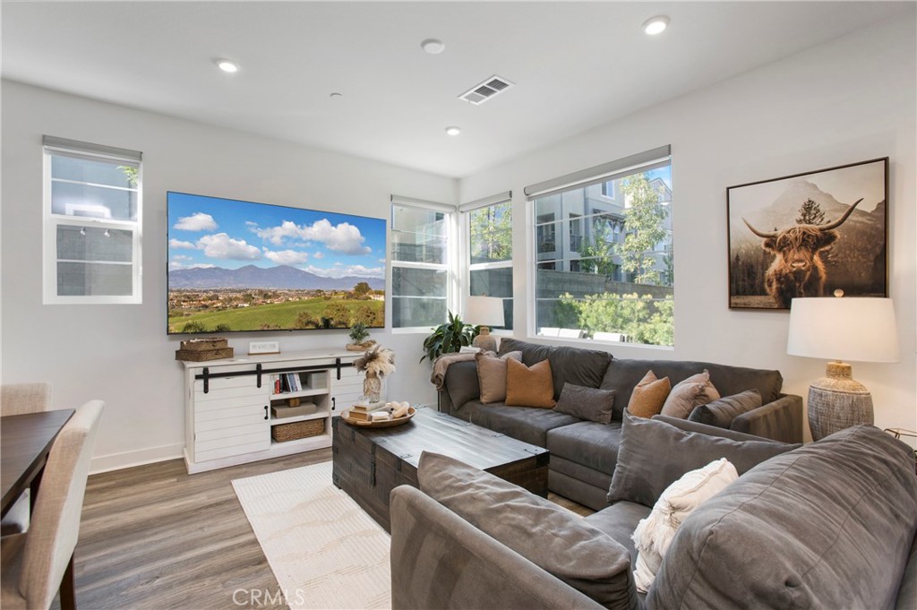 Rancho Mission Viejo, California, 92694, United States, 3 Bedrooms Bedrooms, ,3 BathroomsBathrooms,Residential,For Sale,1987643