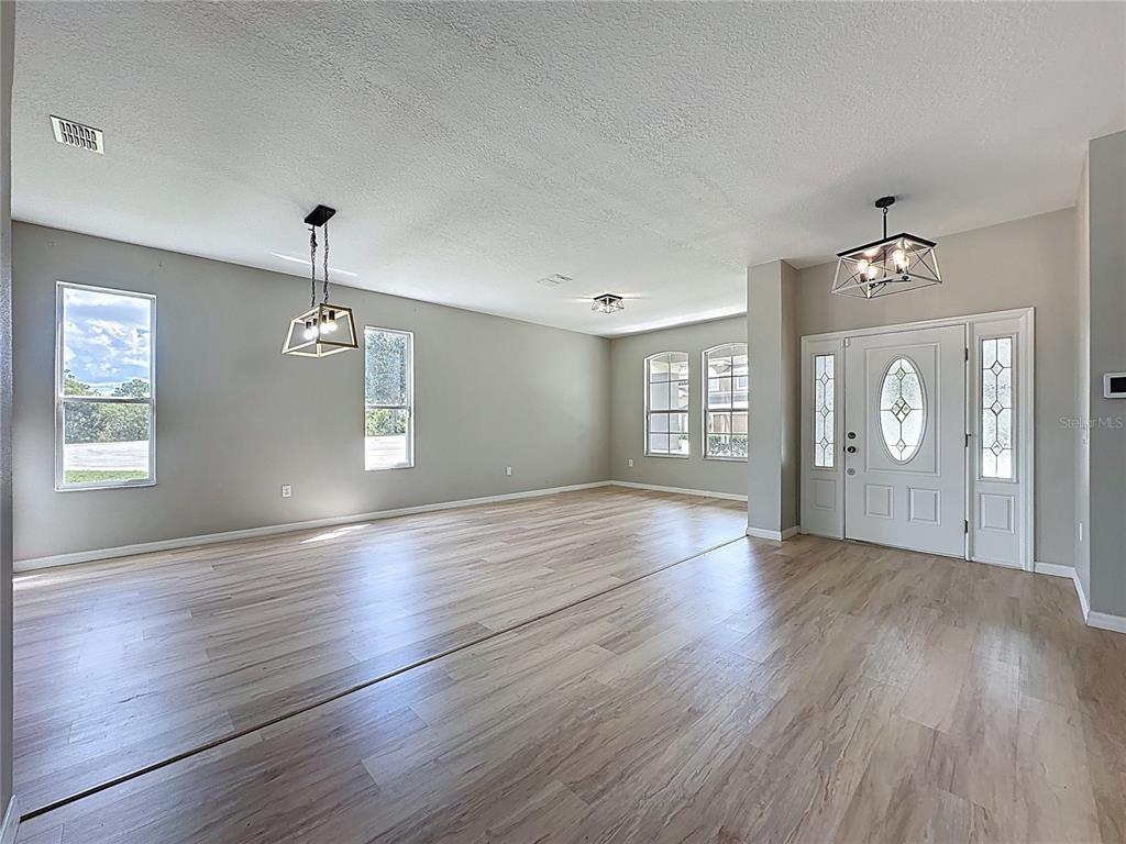 Davenport, Florida, 33896, United States, 5 Bedrooms Bedrooms, ,4 BathroomsBathrooms,Residential,For Sale,1839157