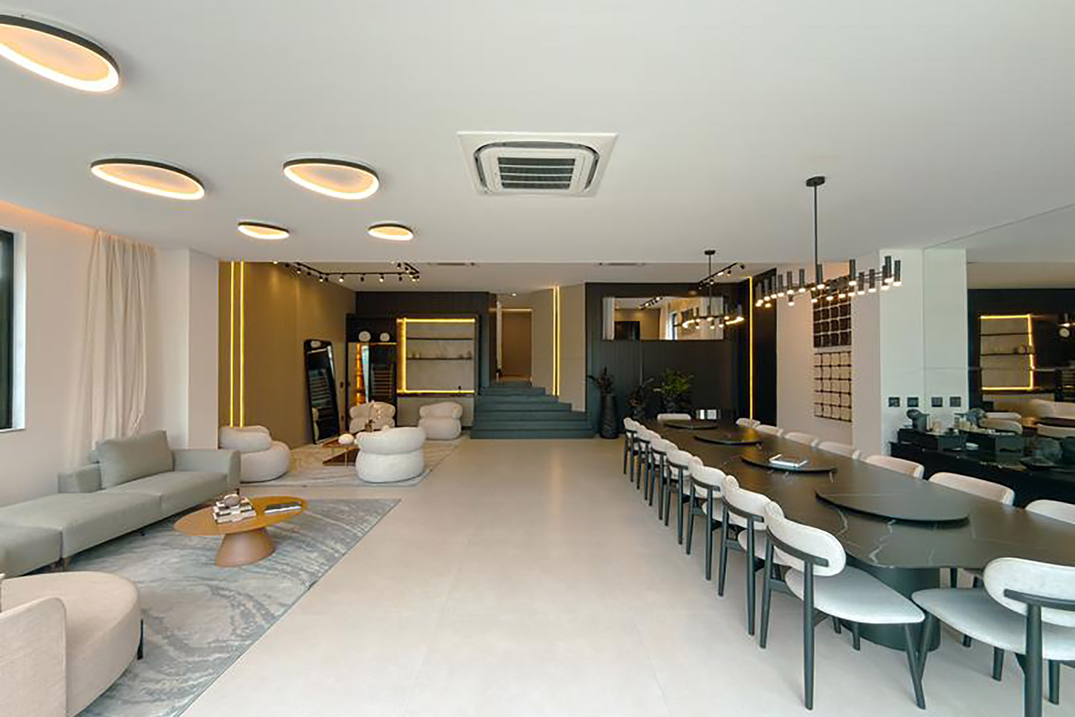  Contemporary canal-front residence with private yacht dock in Porto Bracuhy - 物件實景